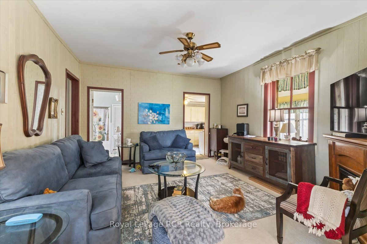 865 7th Avenue Property Photo 12