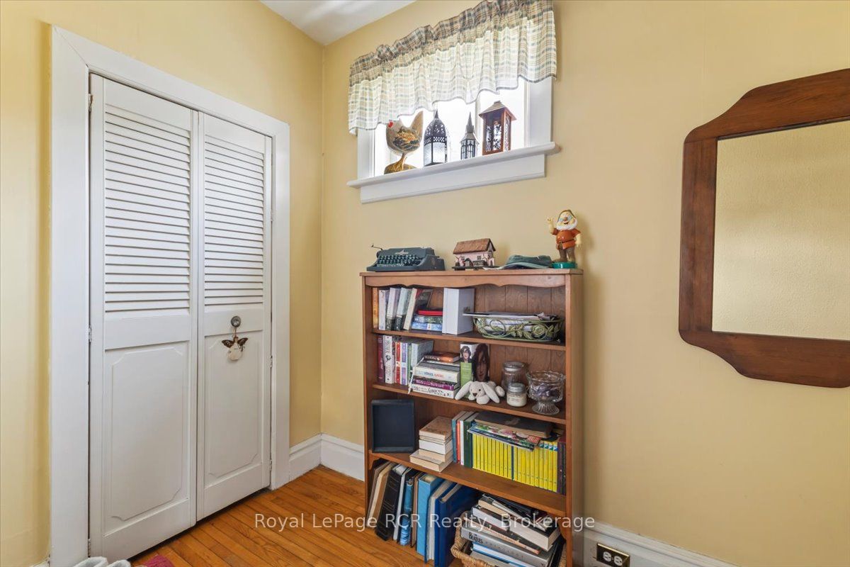865 7th Avenue Property Photo 16