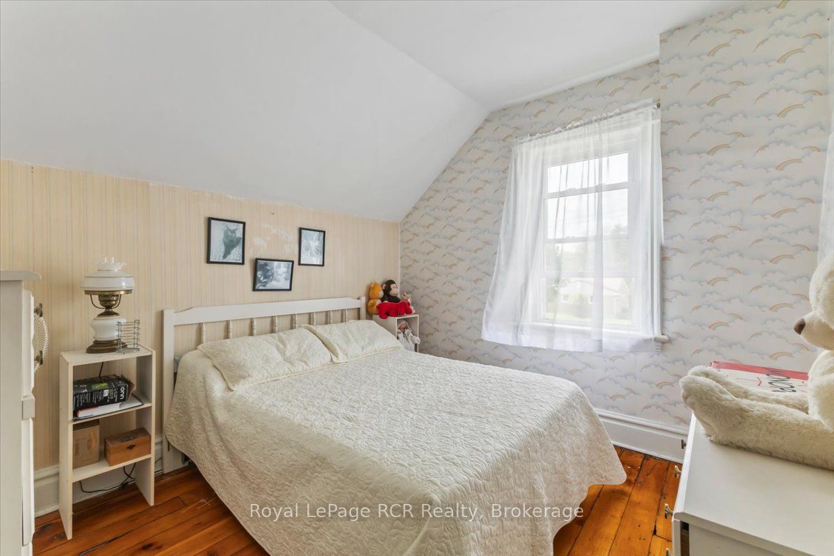 865 7th Avenue Property Photo 18