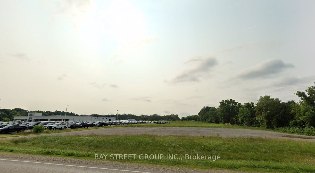 8757 8759 Glendon Drive Property Photo 4