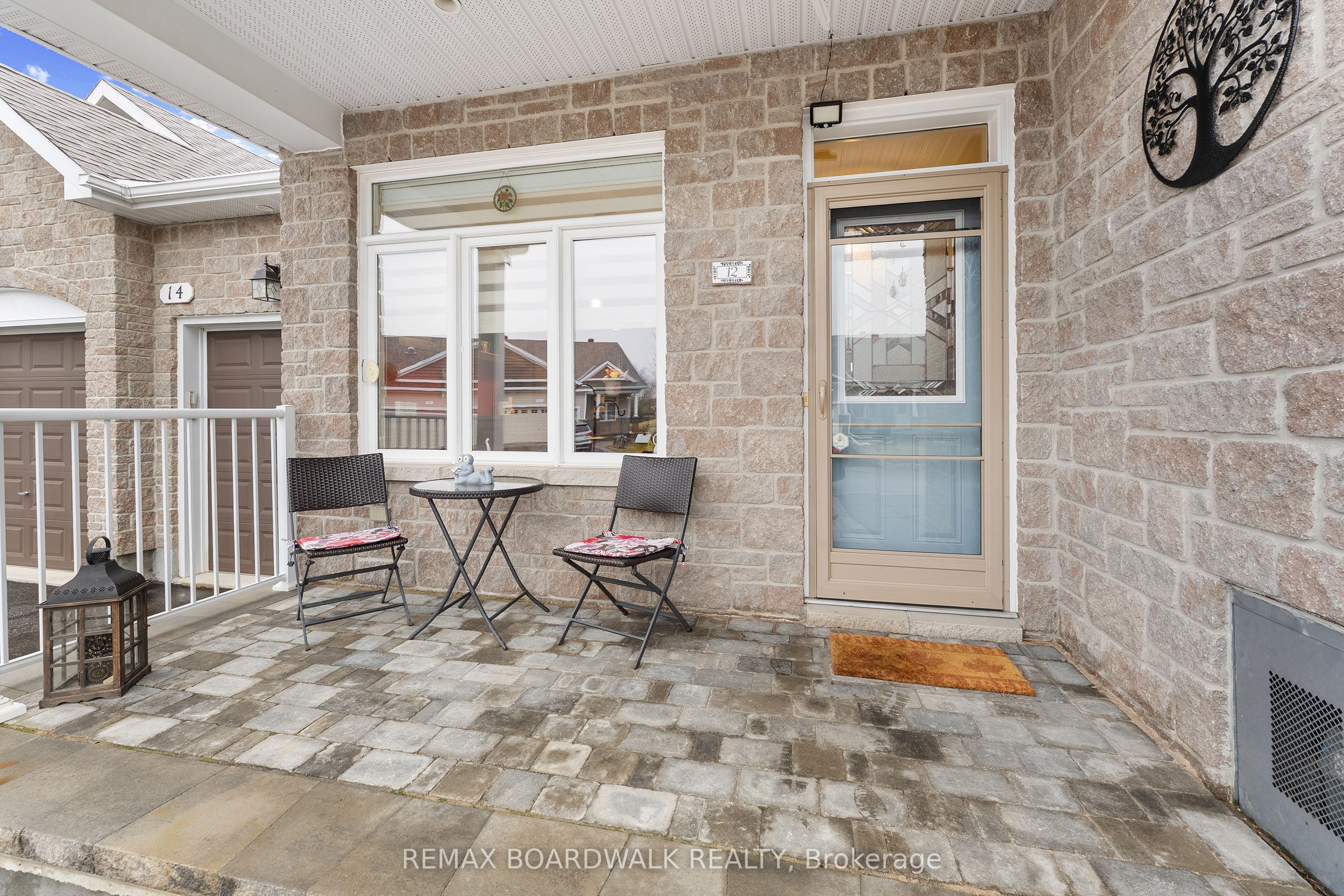 12 Royalty Way Property Photo 6