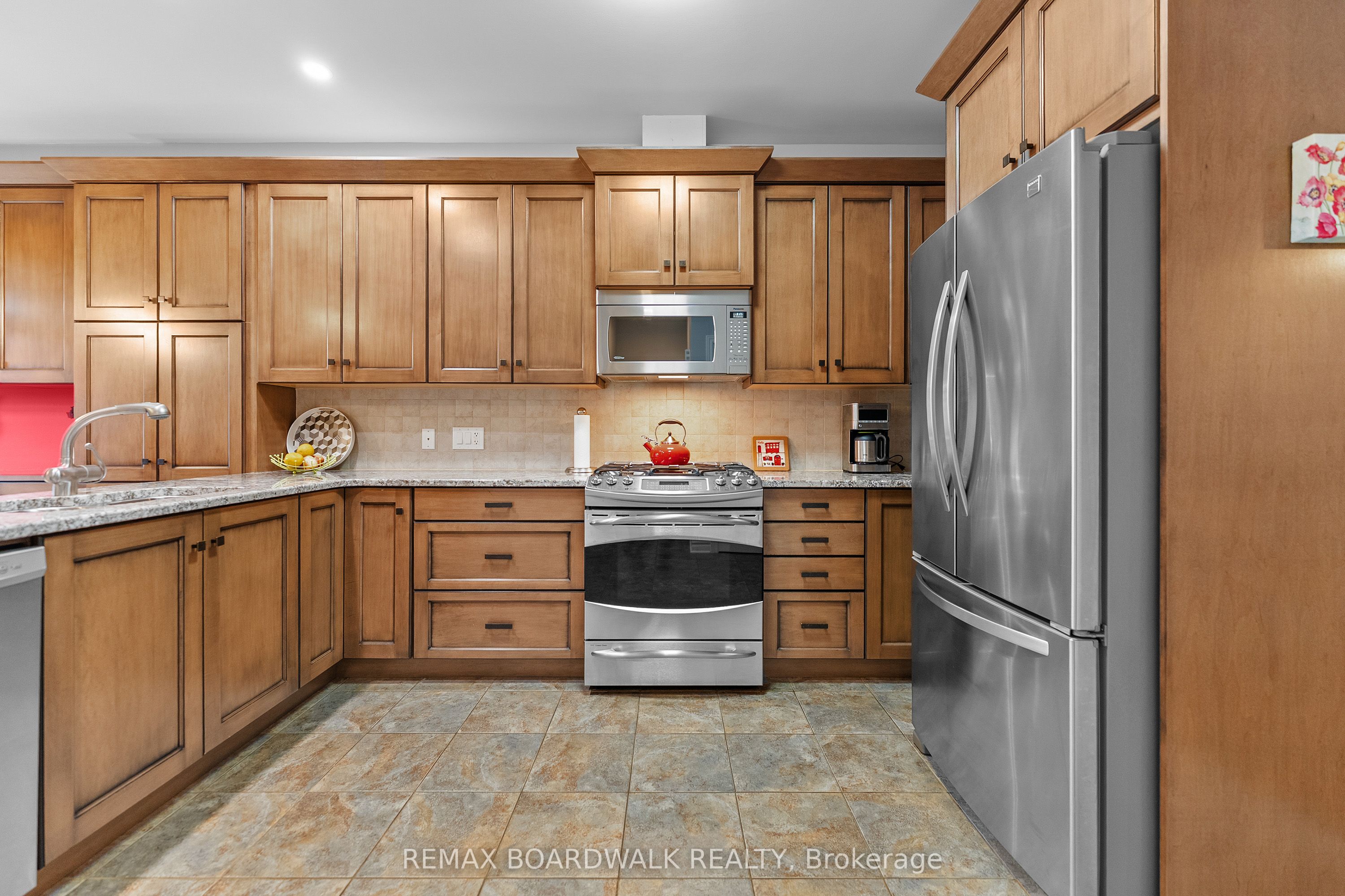 12 Royalty Way Property Photo 15