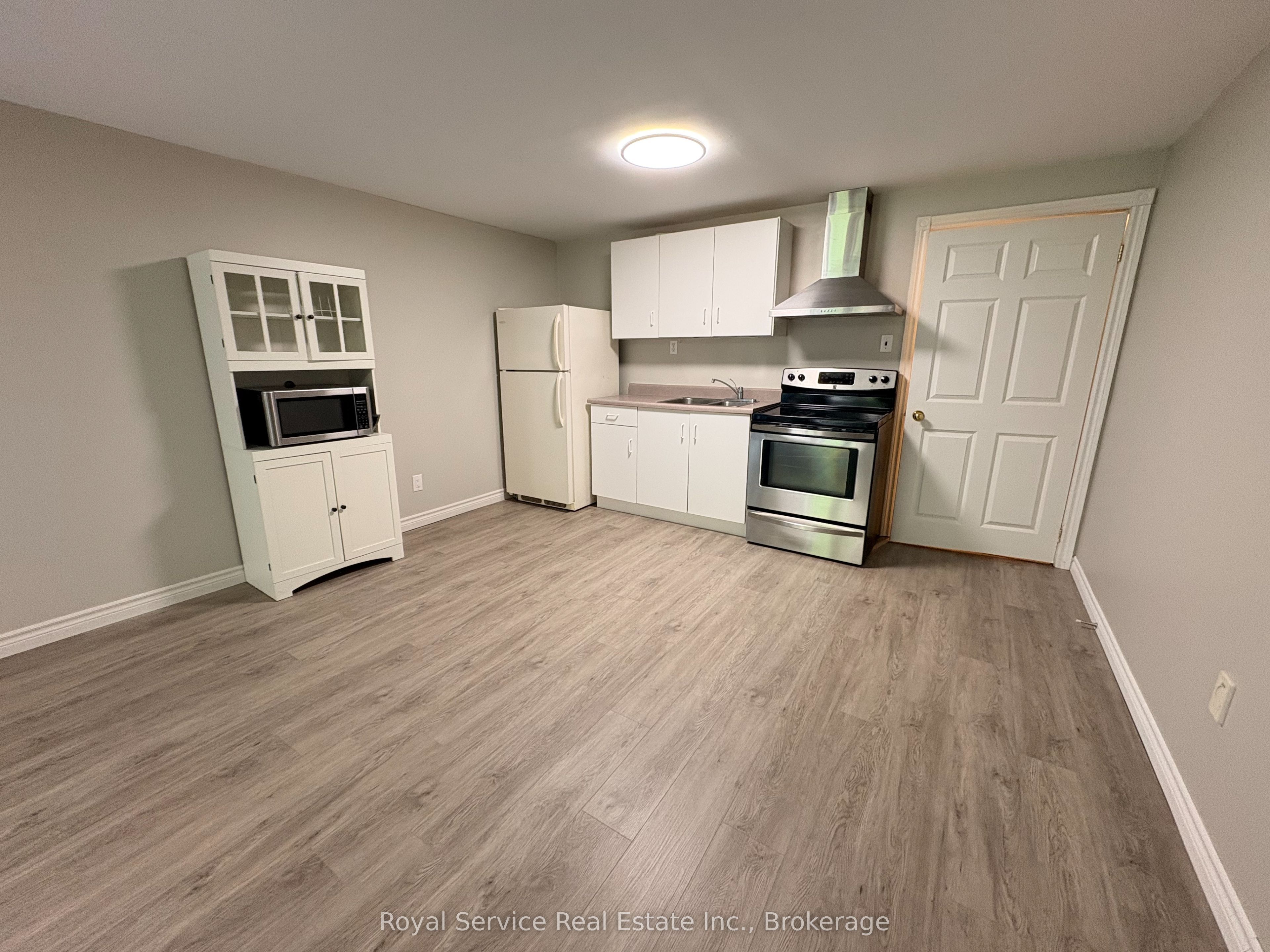 808 Tindle Bay Road Lower Property Photo 3