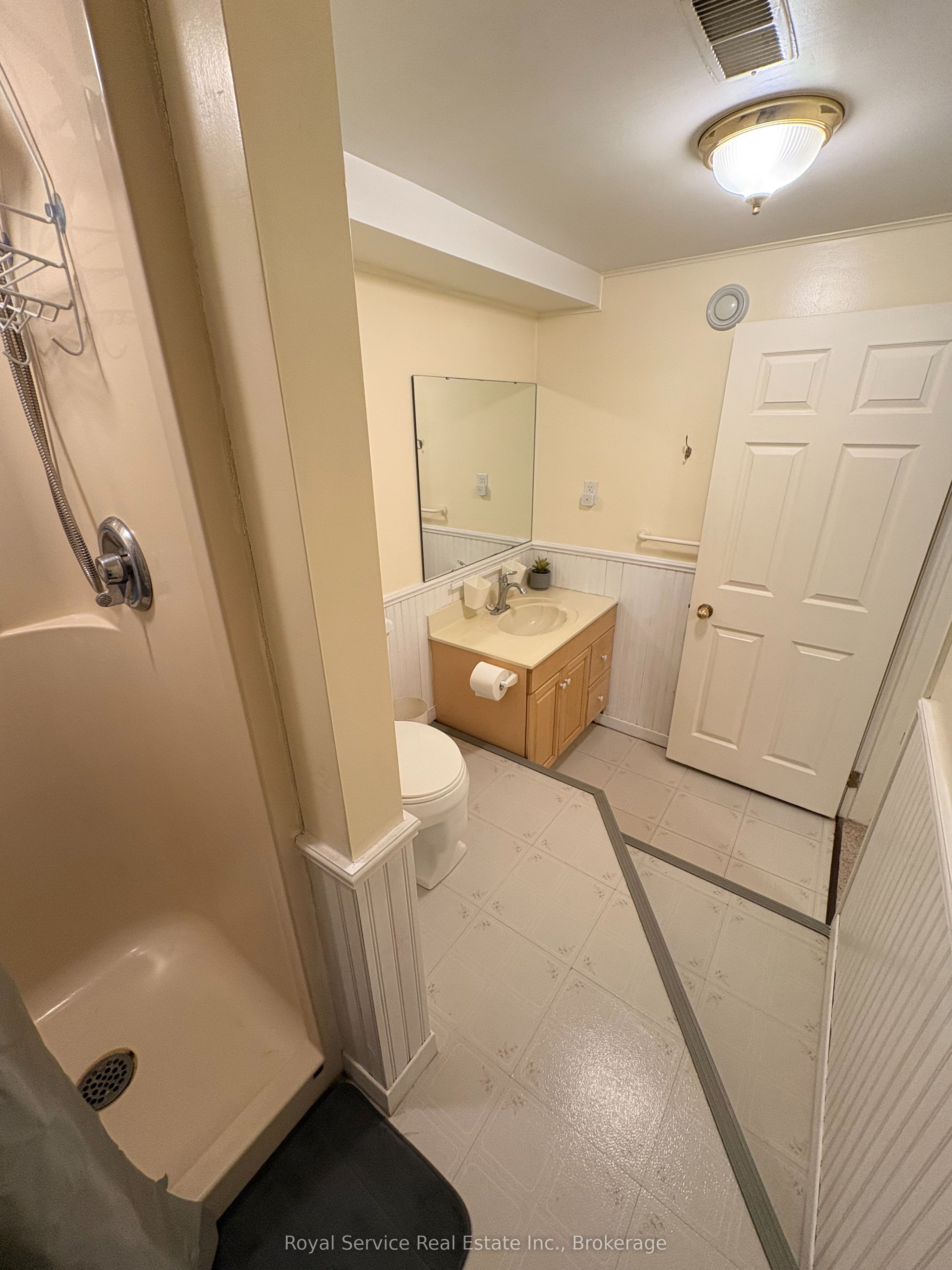 808 Tindle Bay Road Lower Property Photo 8