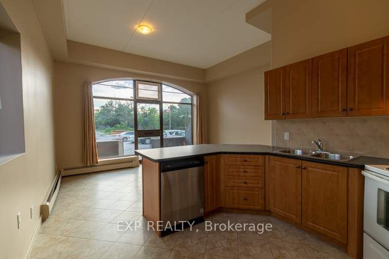 40 Front Street N Property Photo 1