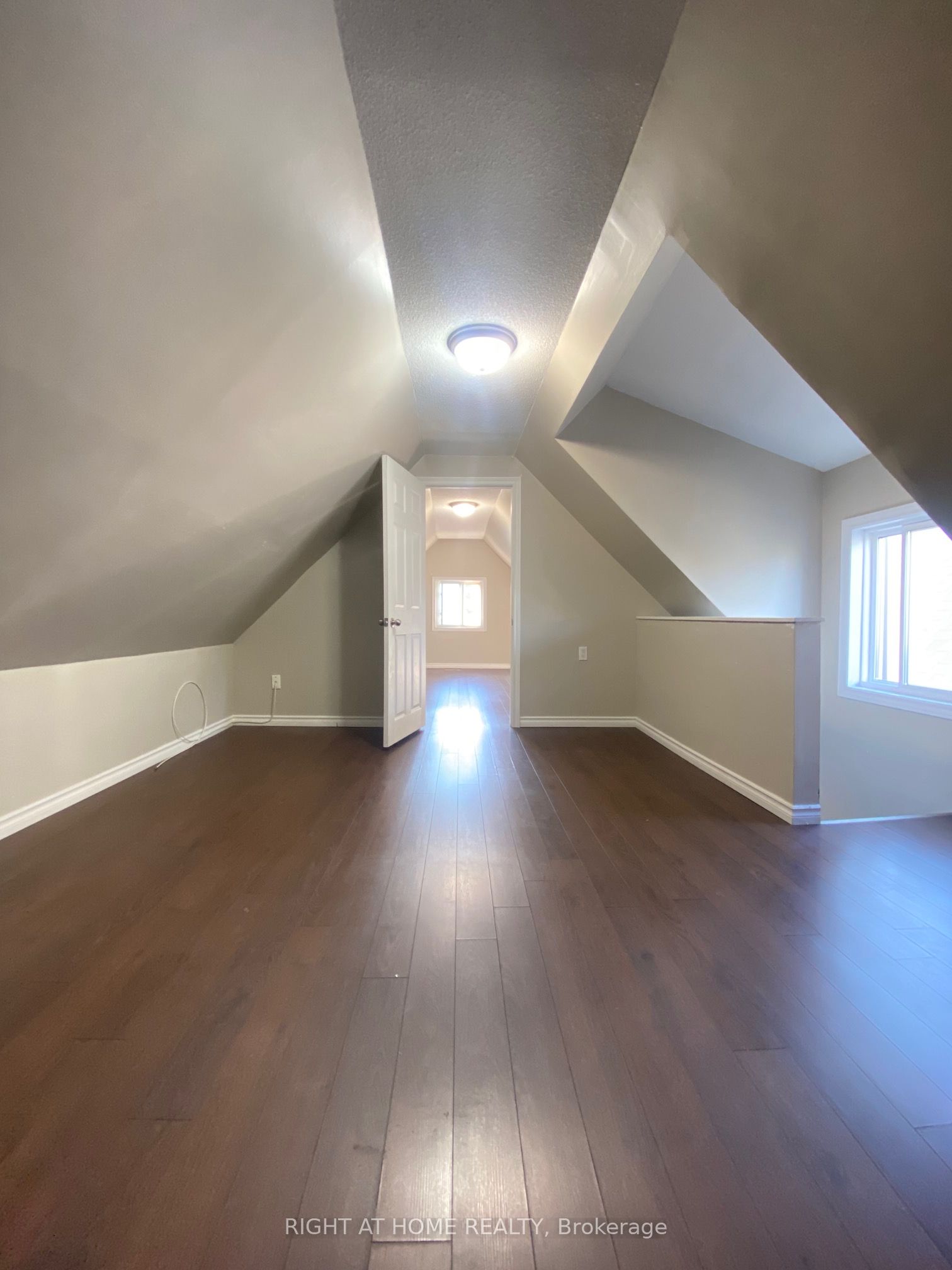 60 Arthur Avenue N Property Photo 17