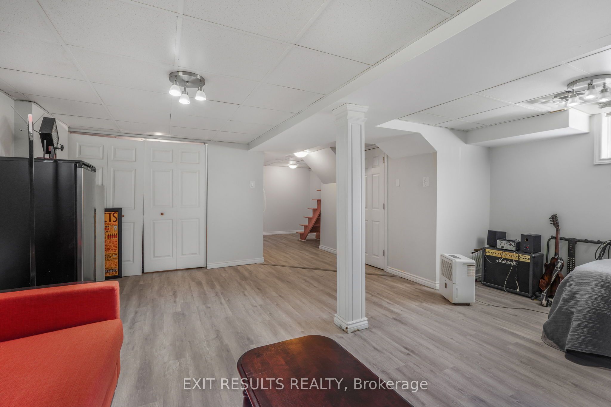 8 Beaver Lane Property Photo 16
