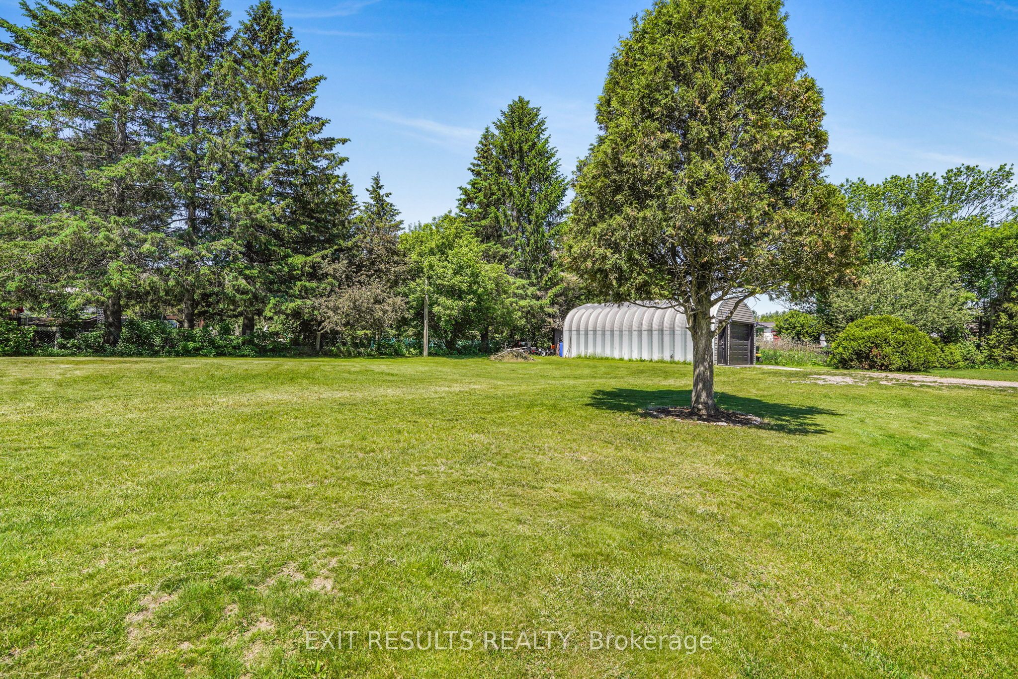 8 Beaver Lane Property Photo 19
