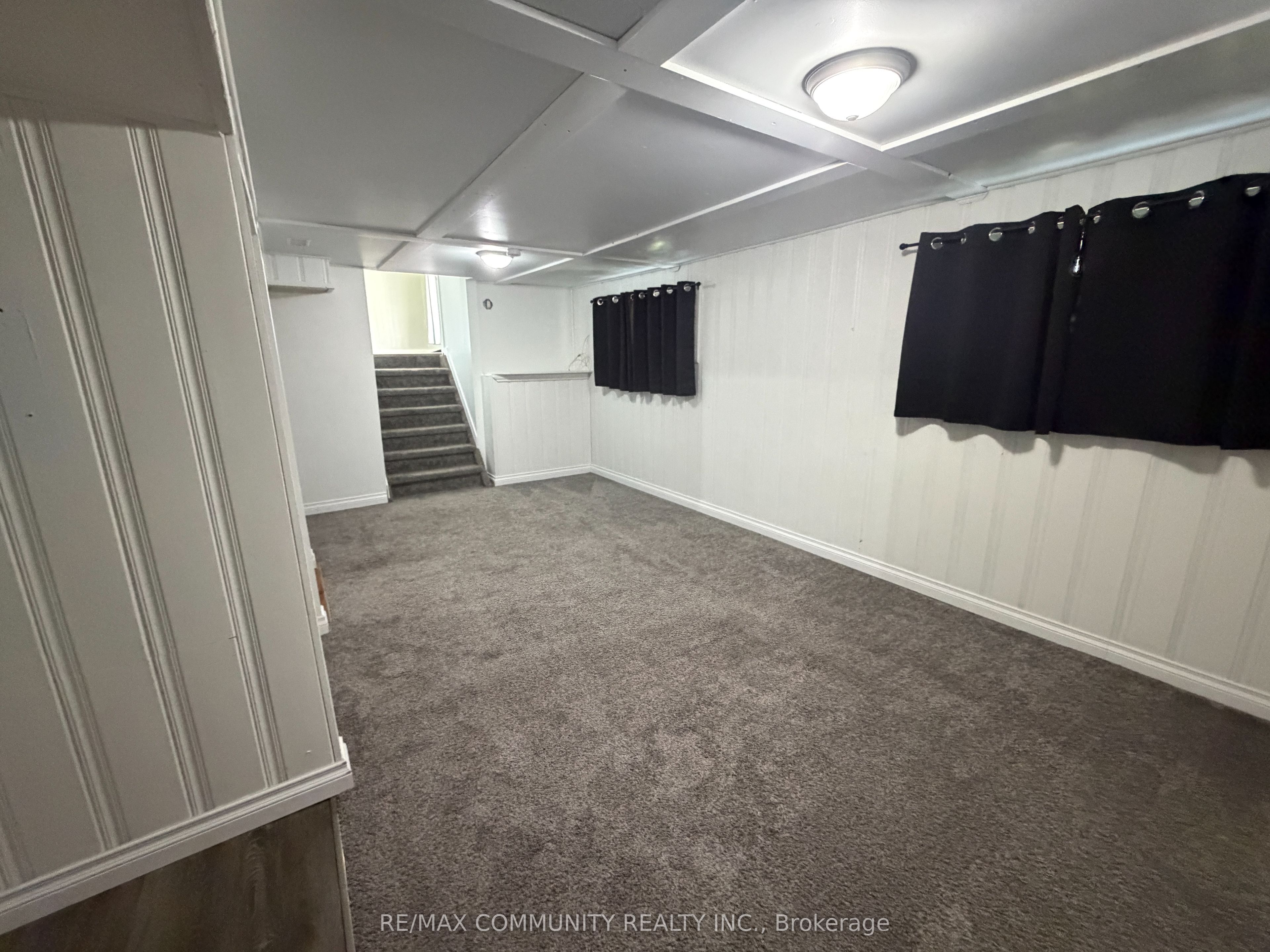 2292 Hamilton Road Property Photo 13