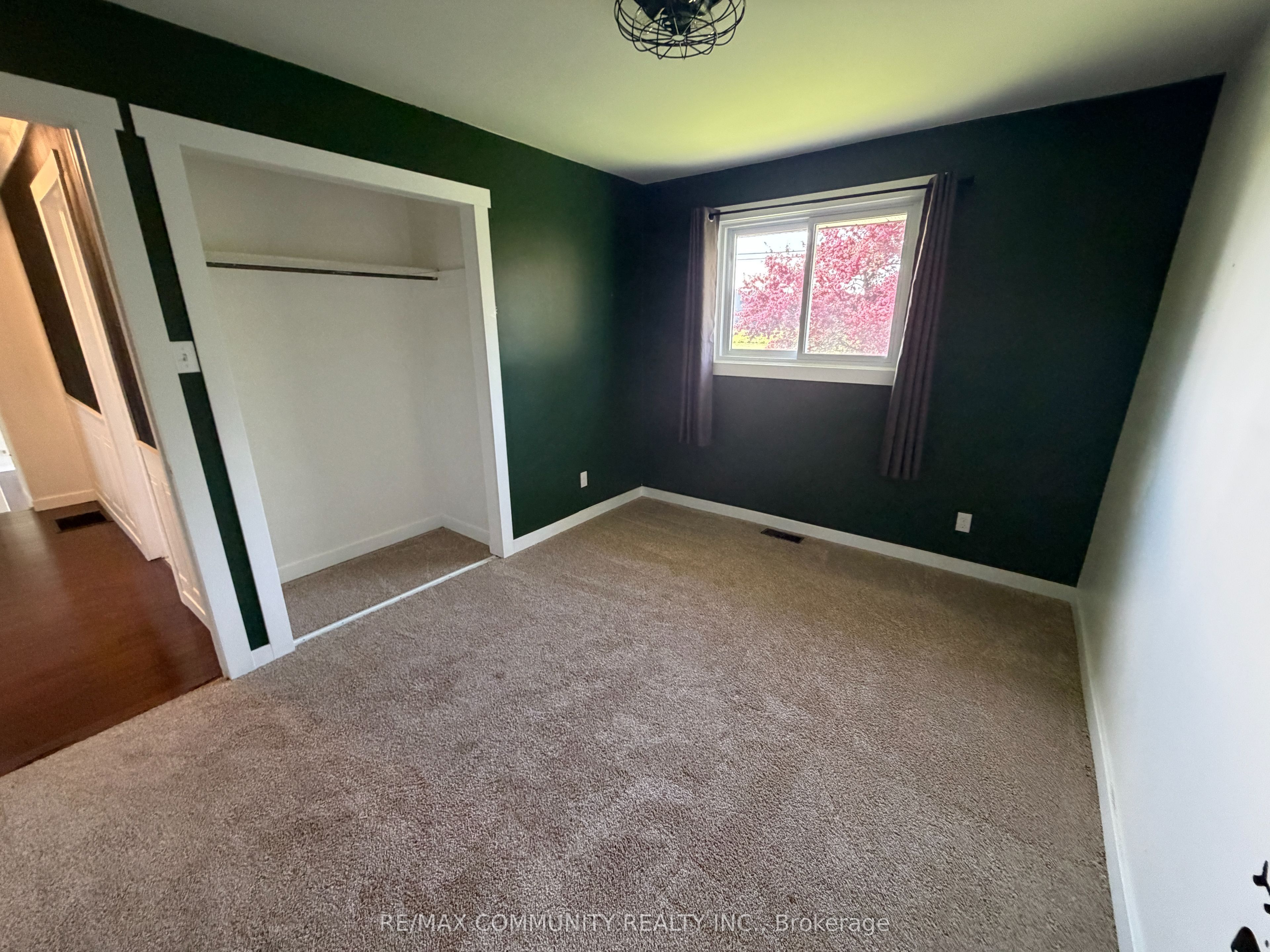 2292 Hamilton Road Property Photo 16