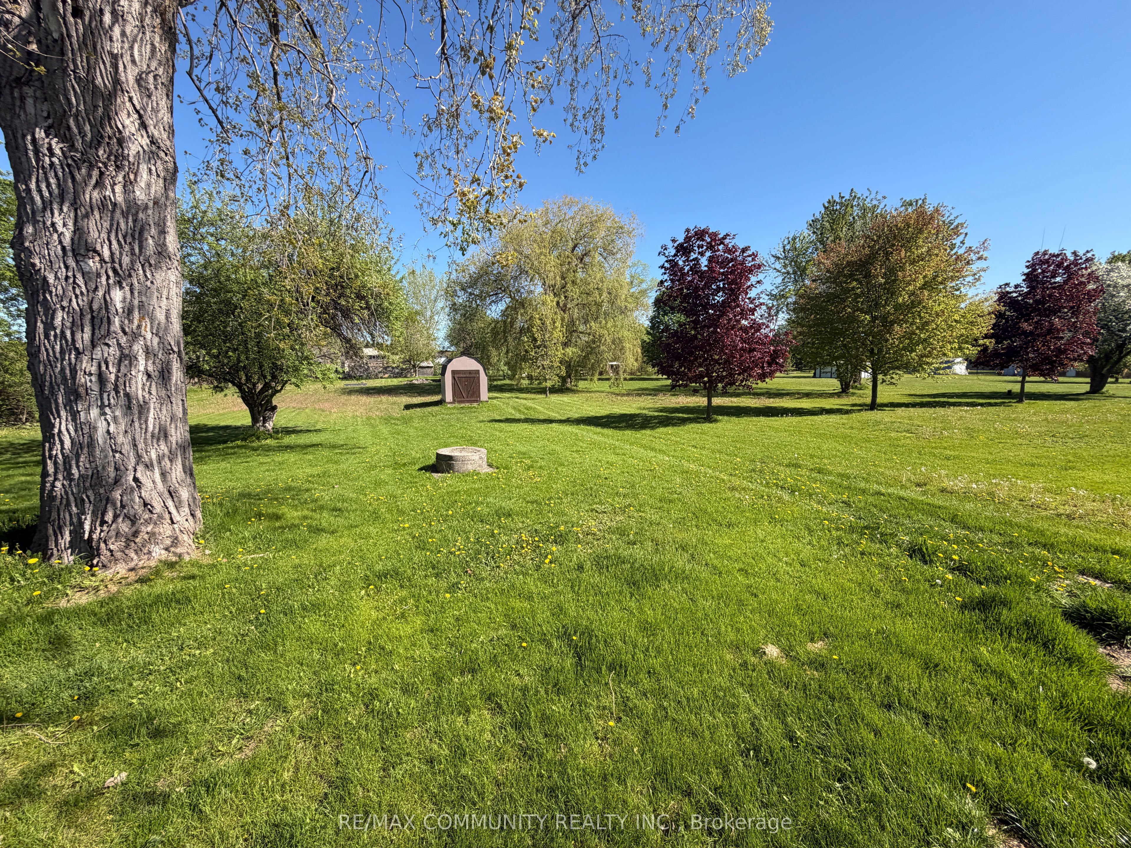 2292 Hamilton Road Property Photo 24