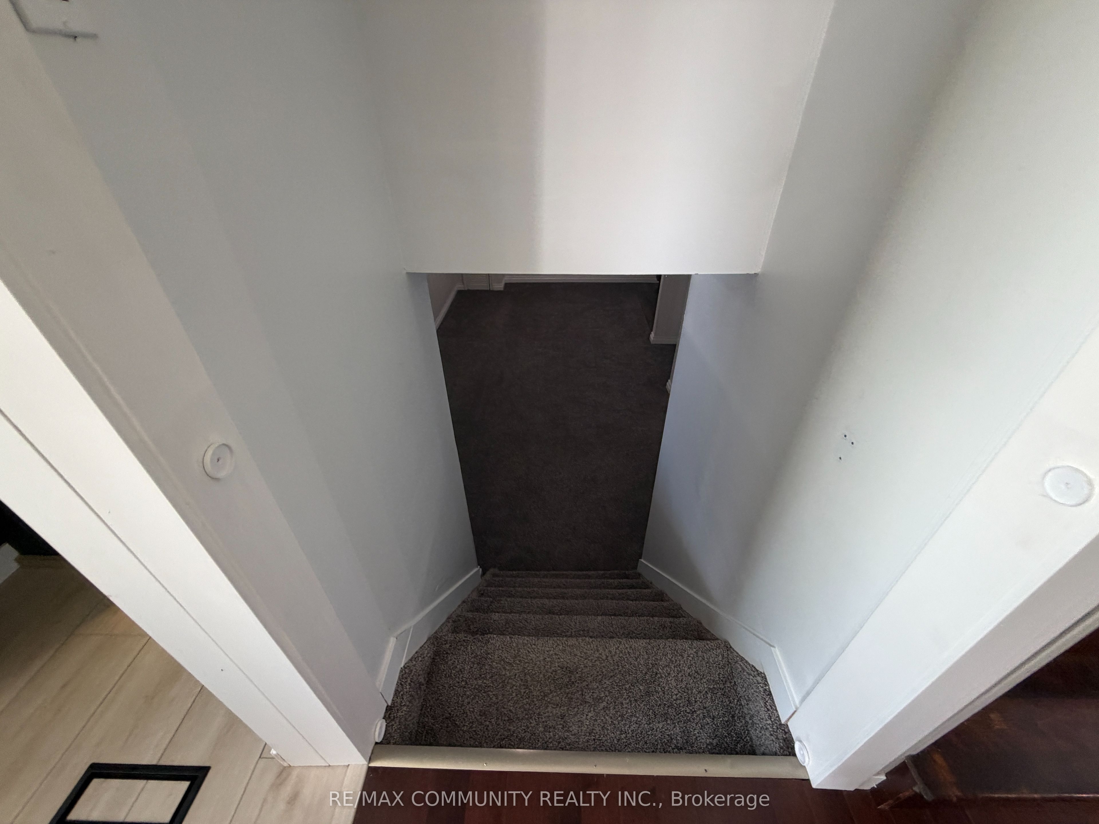 2292 Hamilton Road Property Photo 27