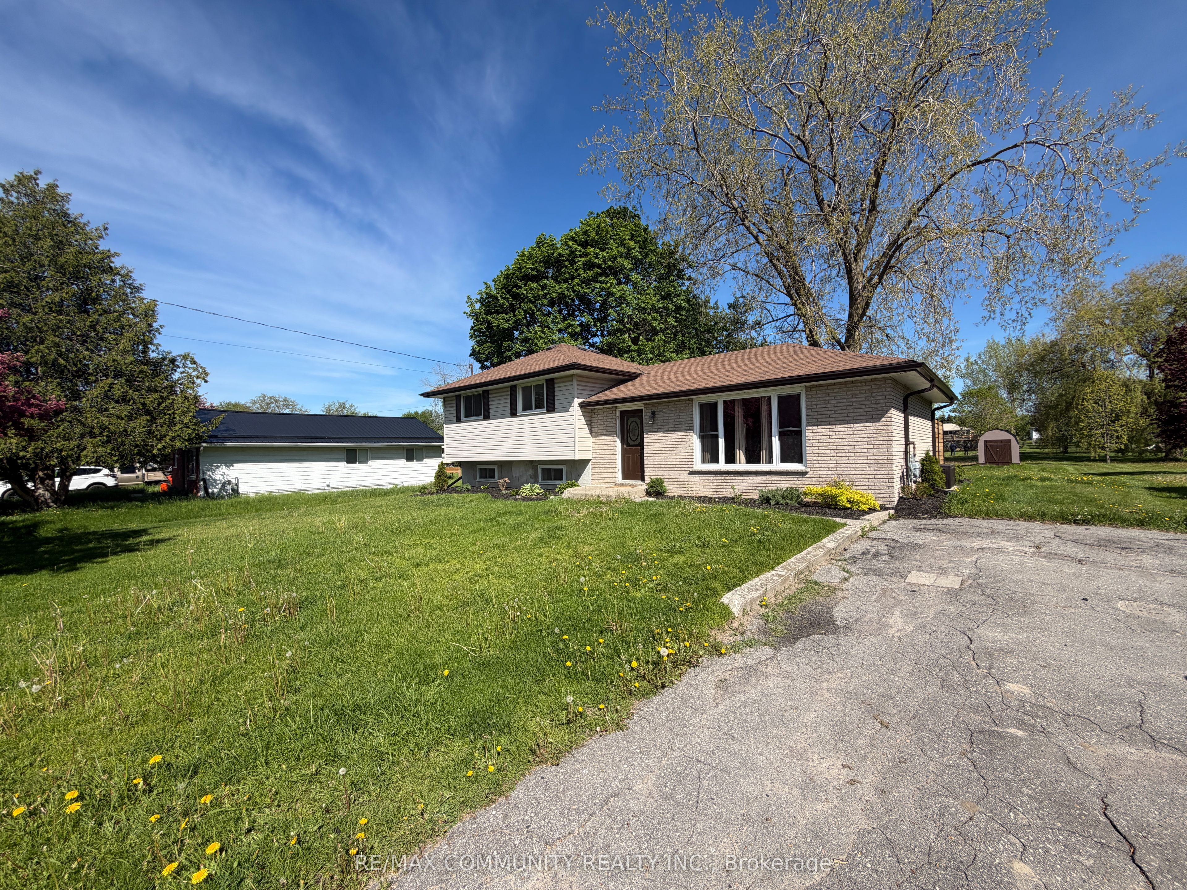 2292 Hamilton Road Property Photo 29