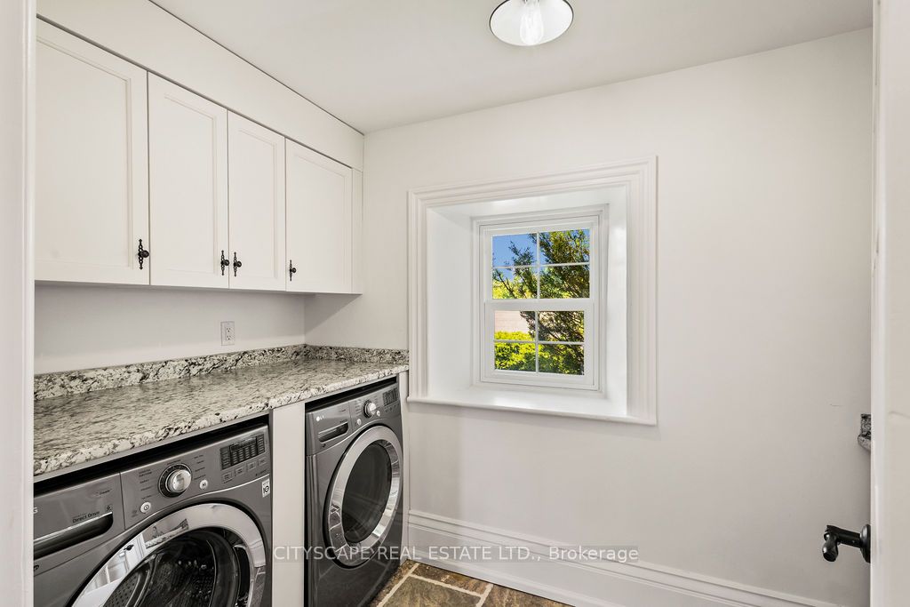 5008 Ninth Line Property Photo 17