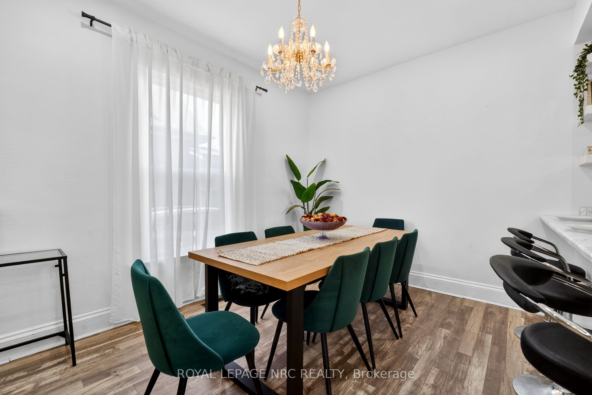 84 State Street Property Photo 15
