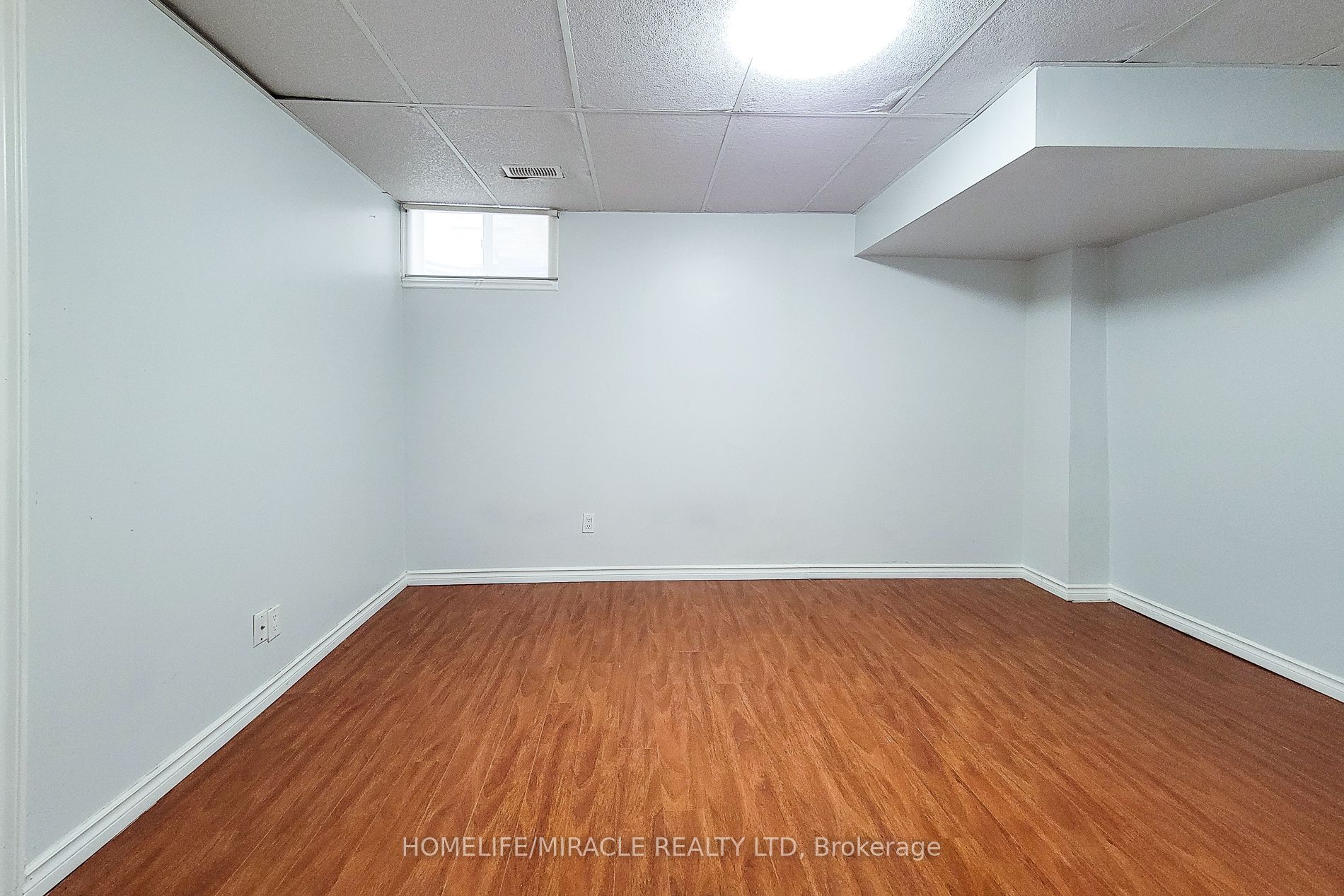 197 Cloverleaf Drive Property Photo 45