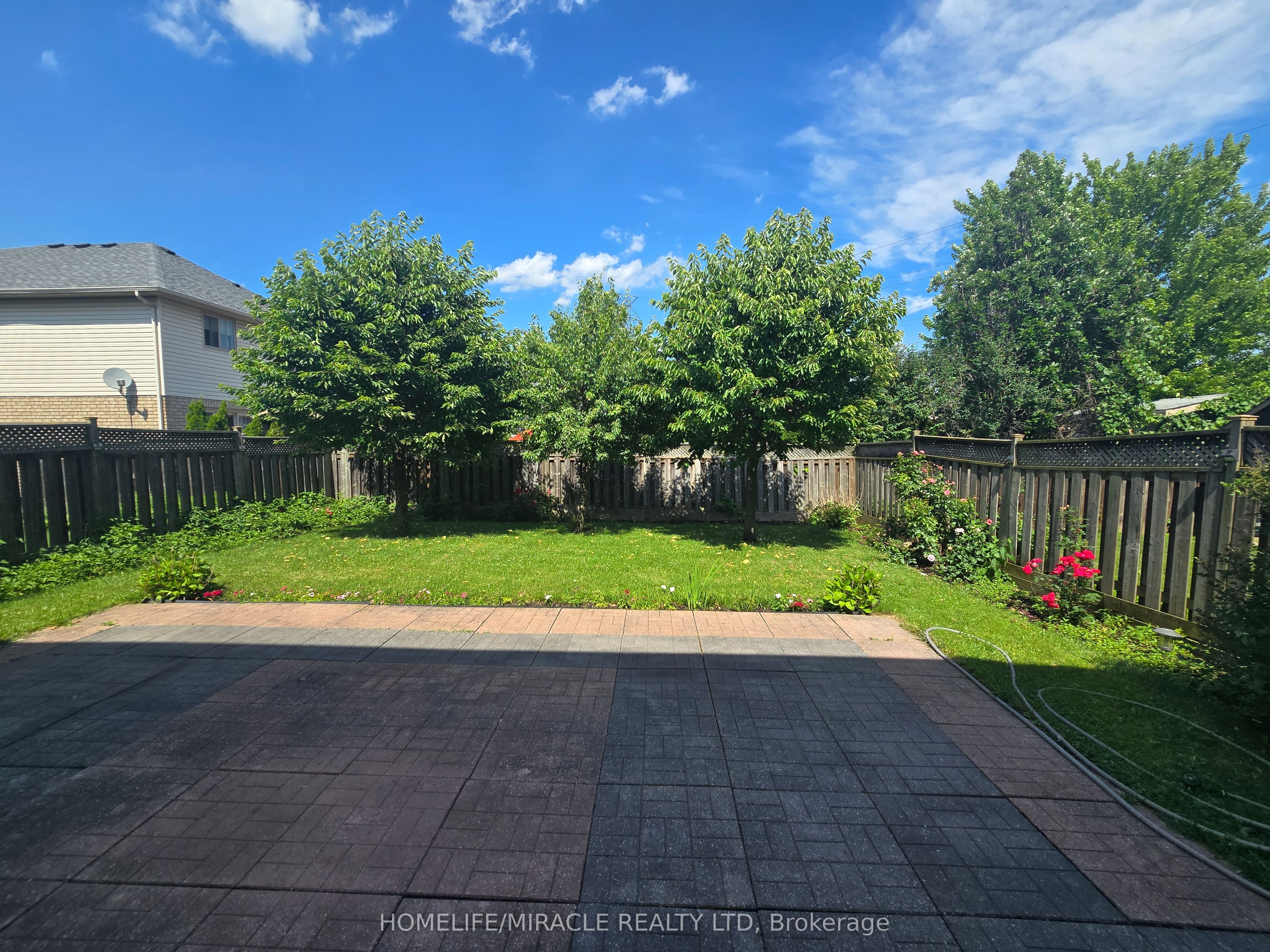 197 Cloverleaf Drive Property Photo 49