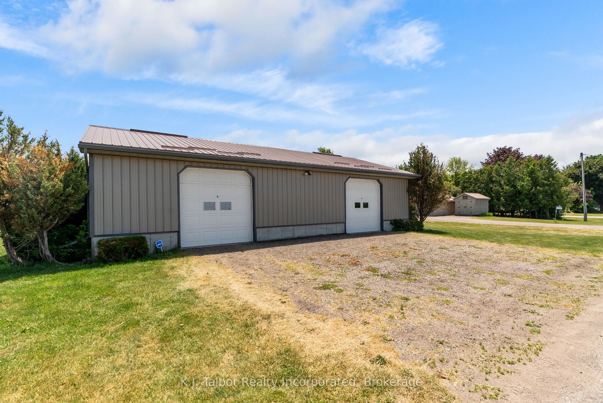 83054 Corrins Line Property Photo 8