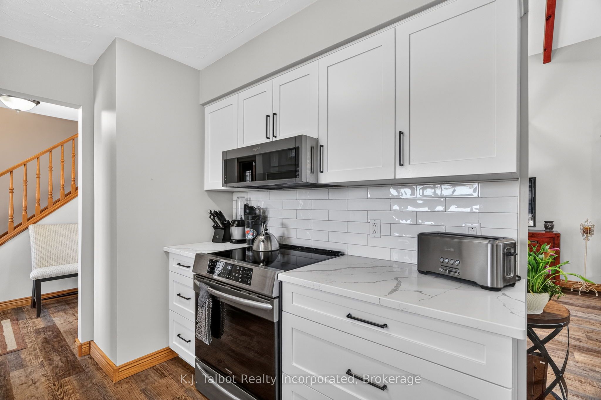 83054 Corrins Line Property Photo 28