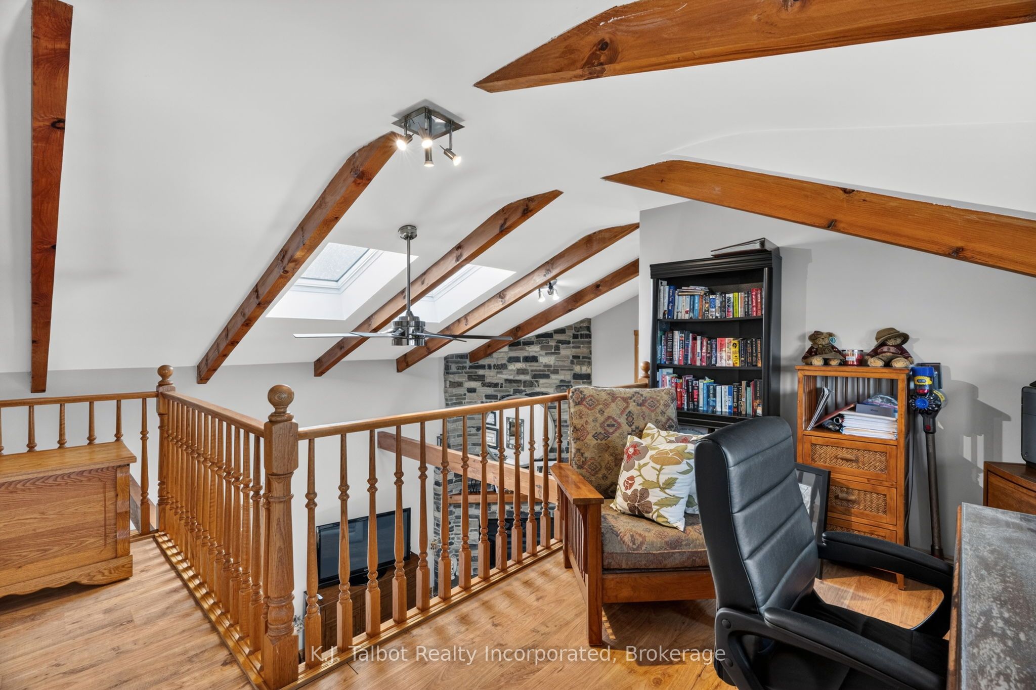 83054 Corrins Line Property Photo 39