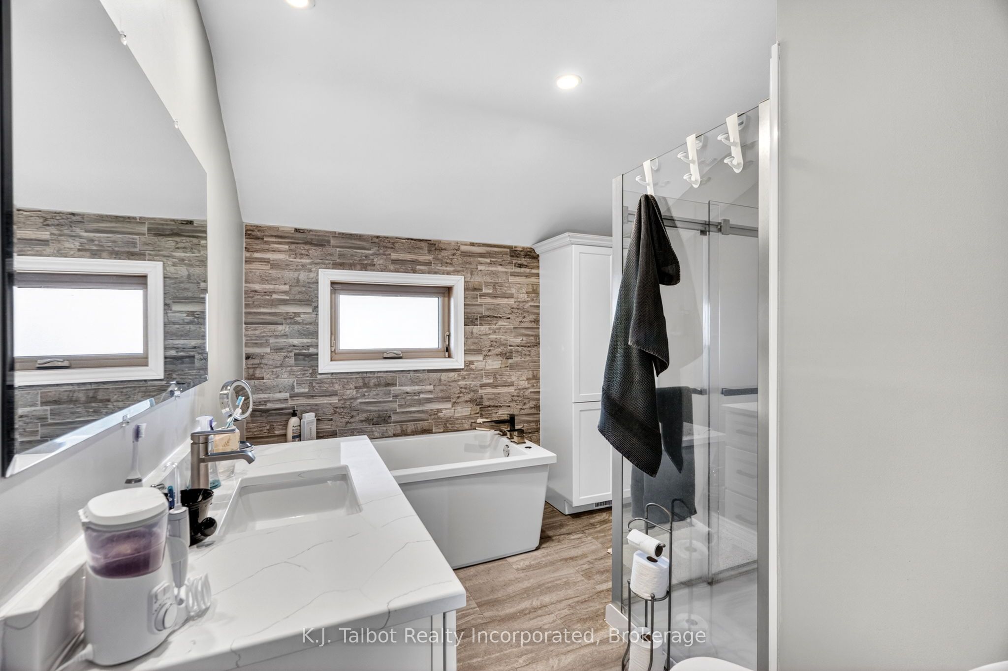 83054 Corrins Line Property Photo 42