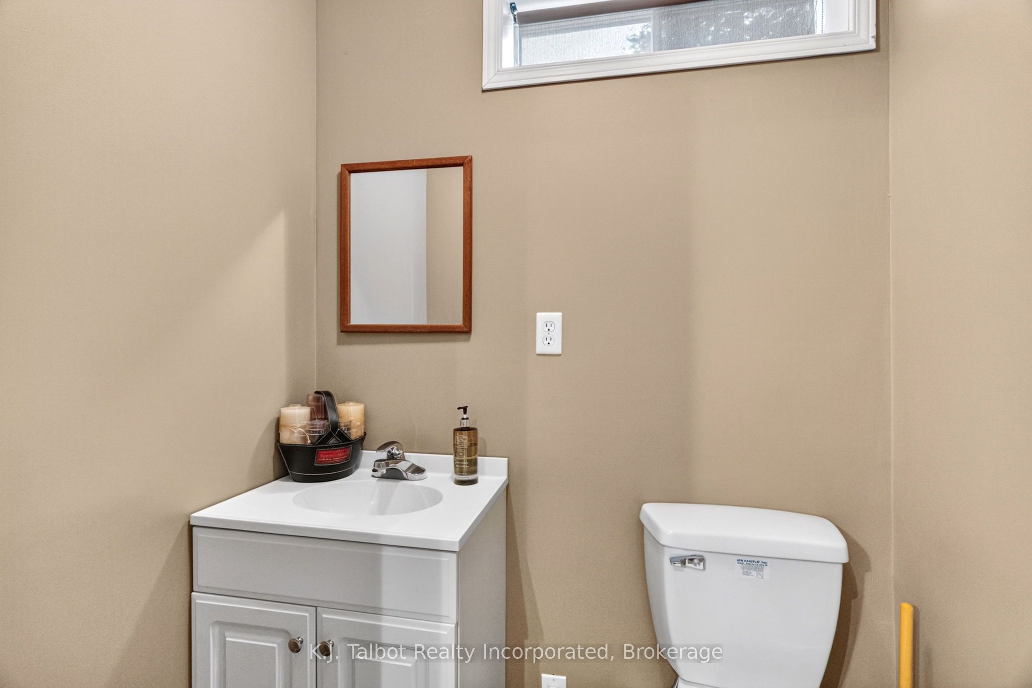 83054 Corrins Line Property Photo 45