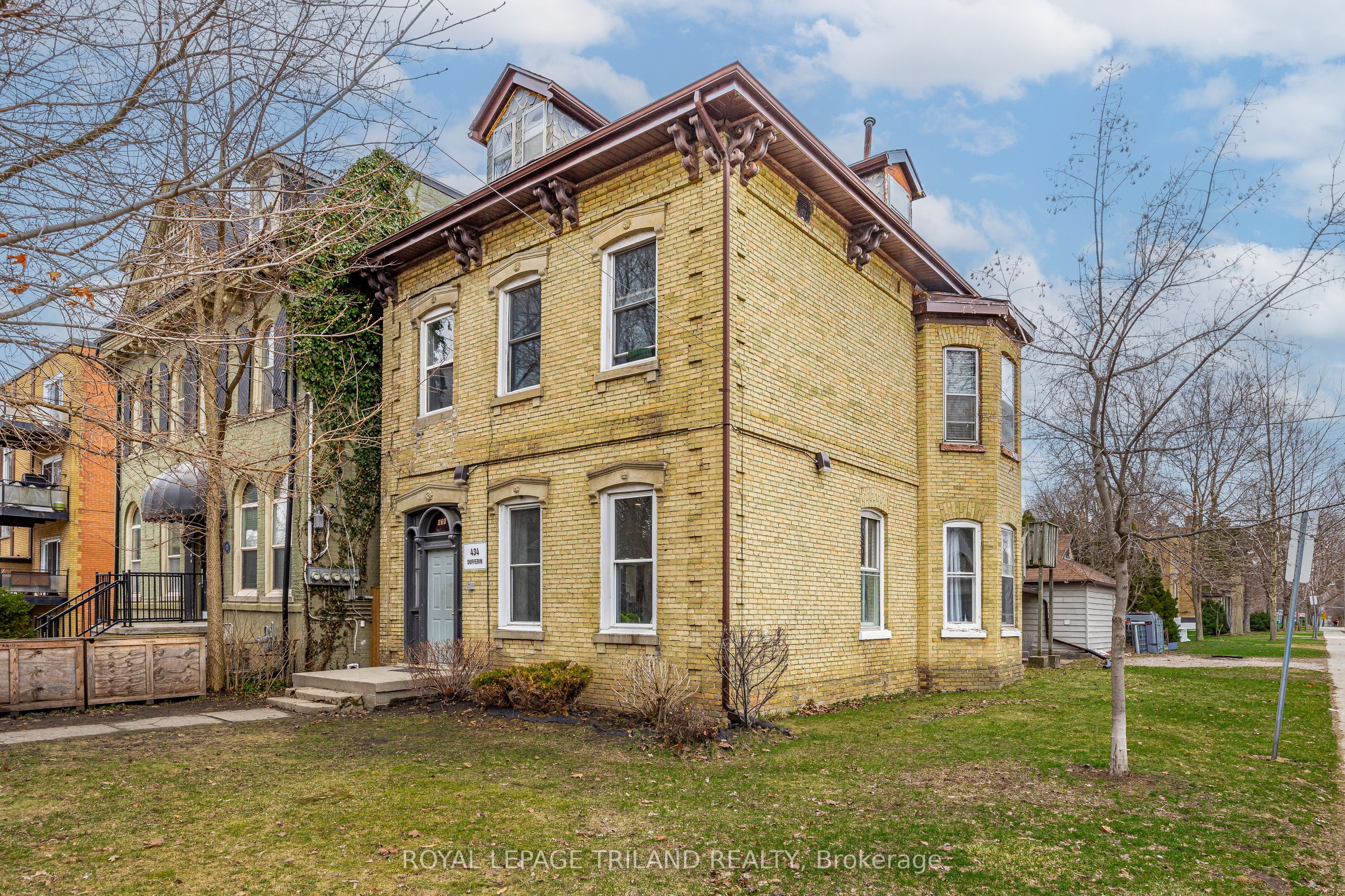434 Dufferin Avenue Property Photo 1