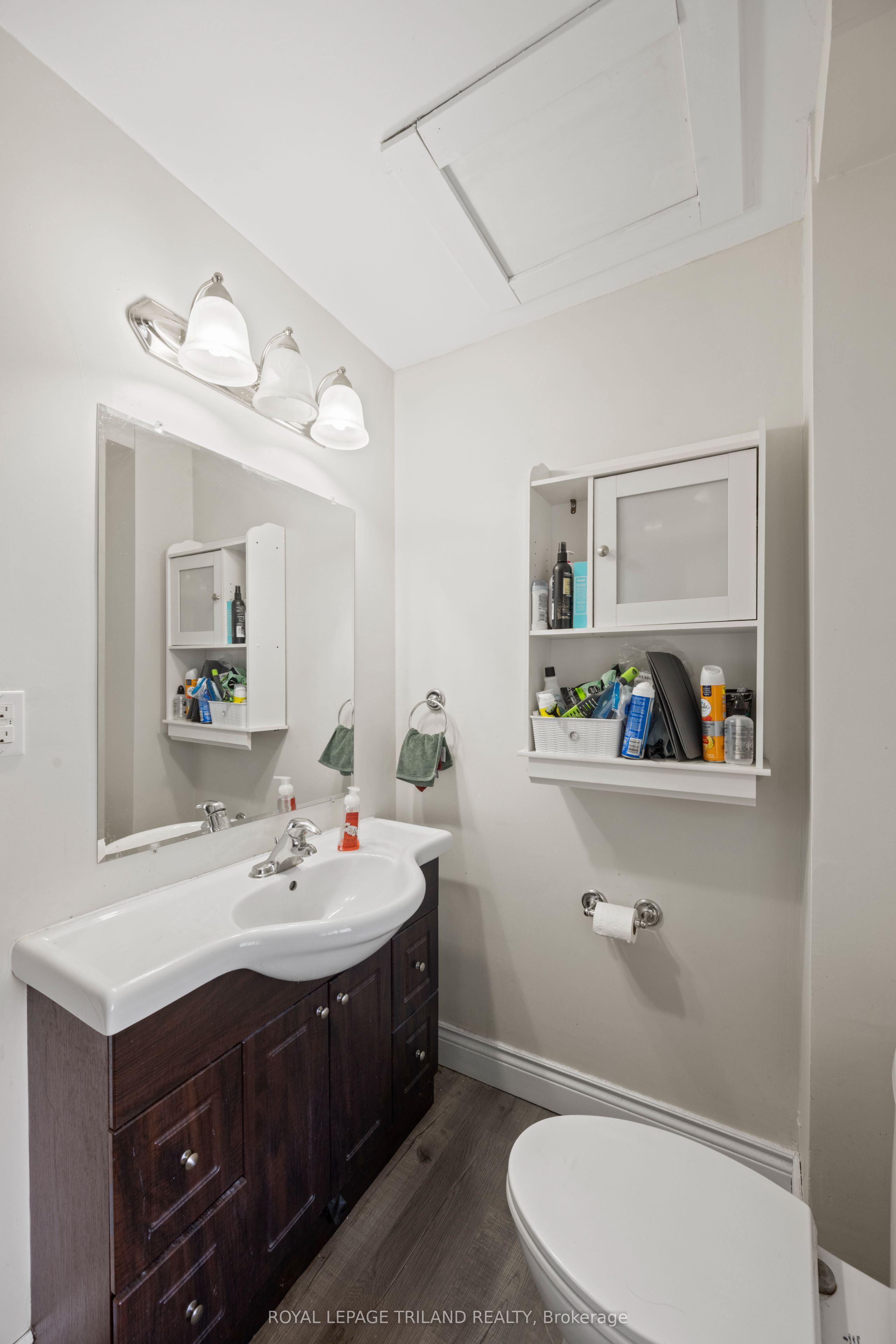 434 Dufferin Avenue Property Photo 16