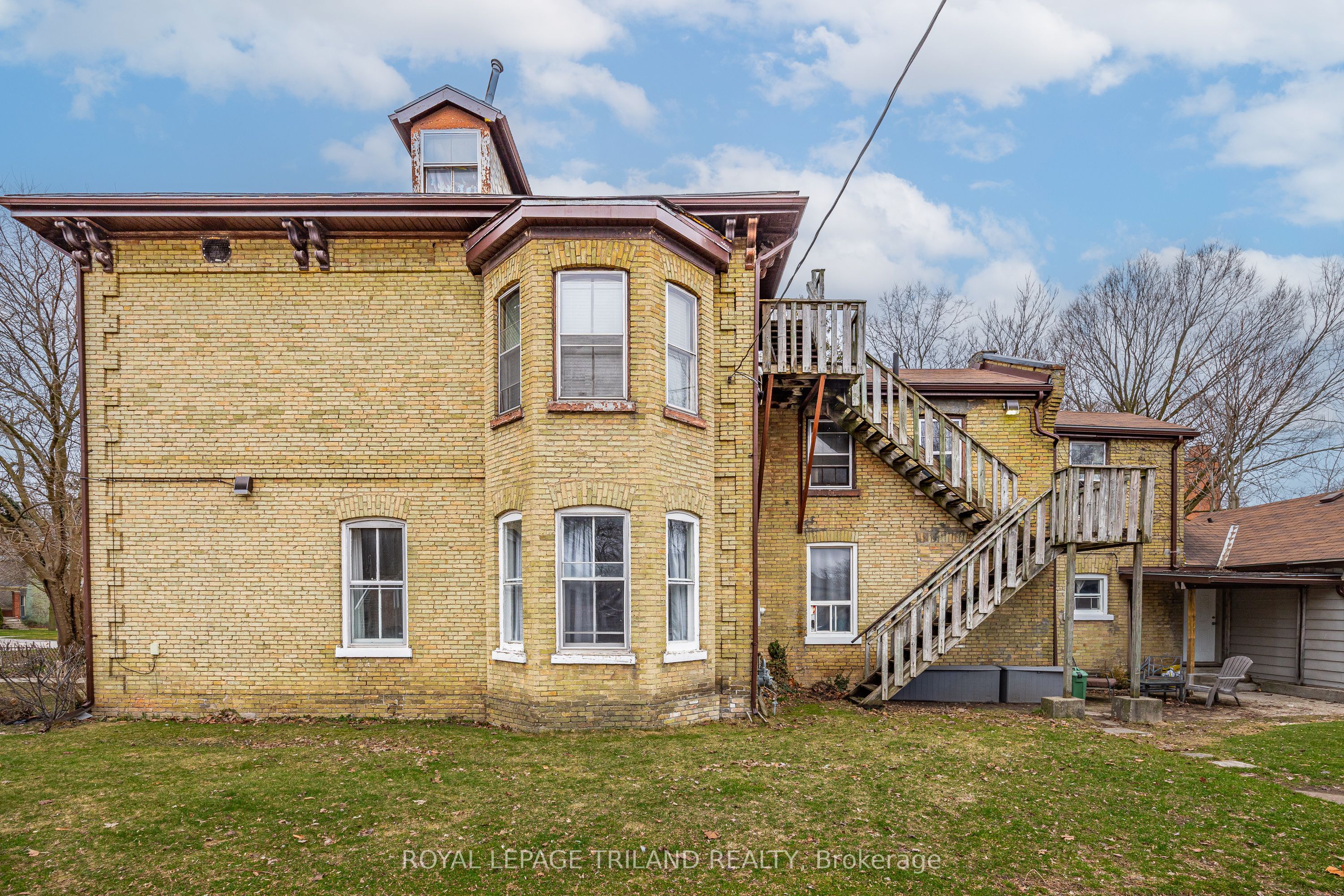 434 Dufferin Avenue Property Photo 24
