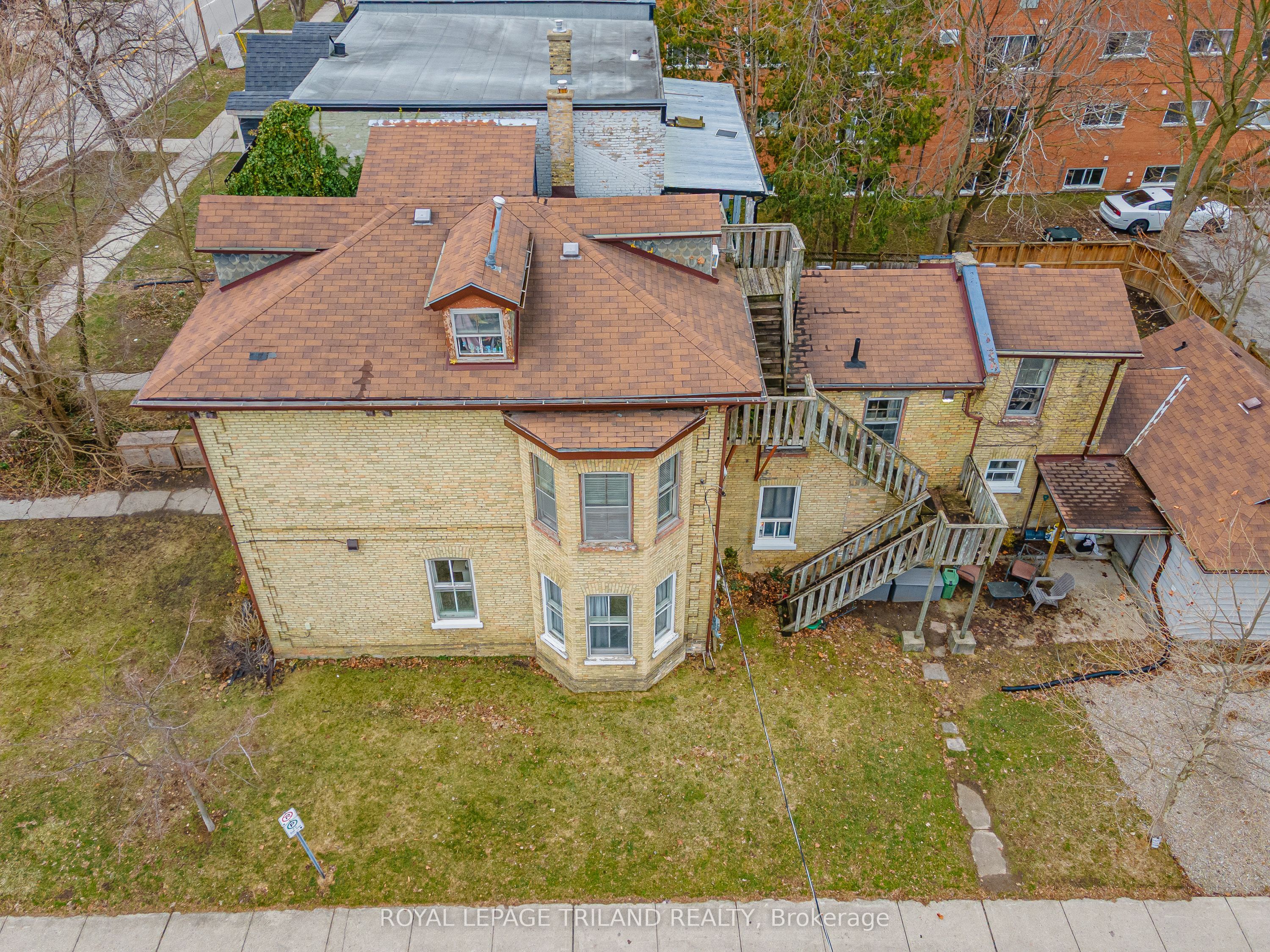 434 Dufferin Avenue Property Photo 28