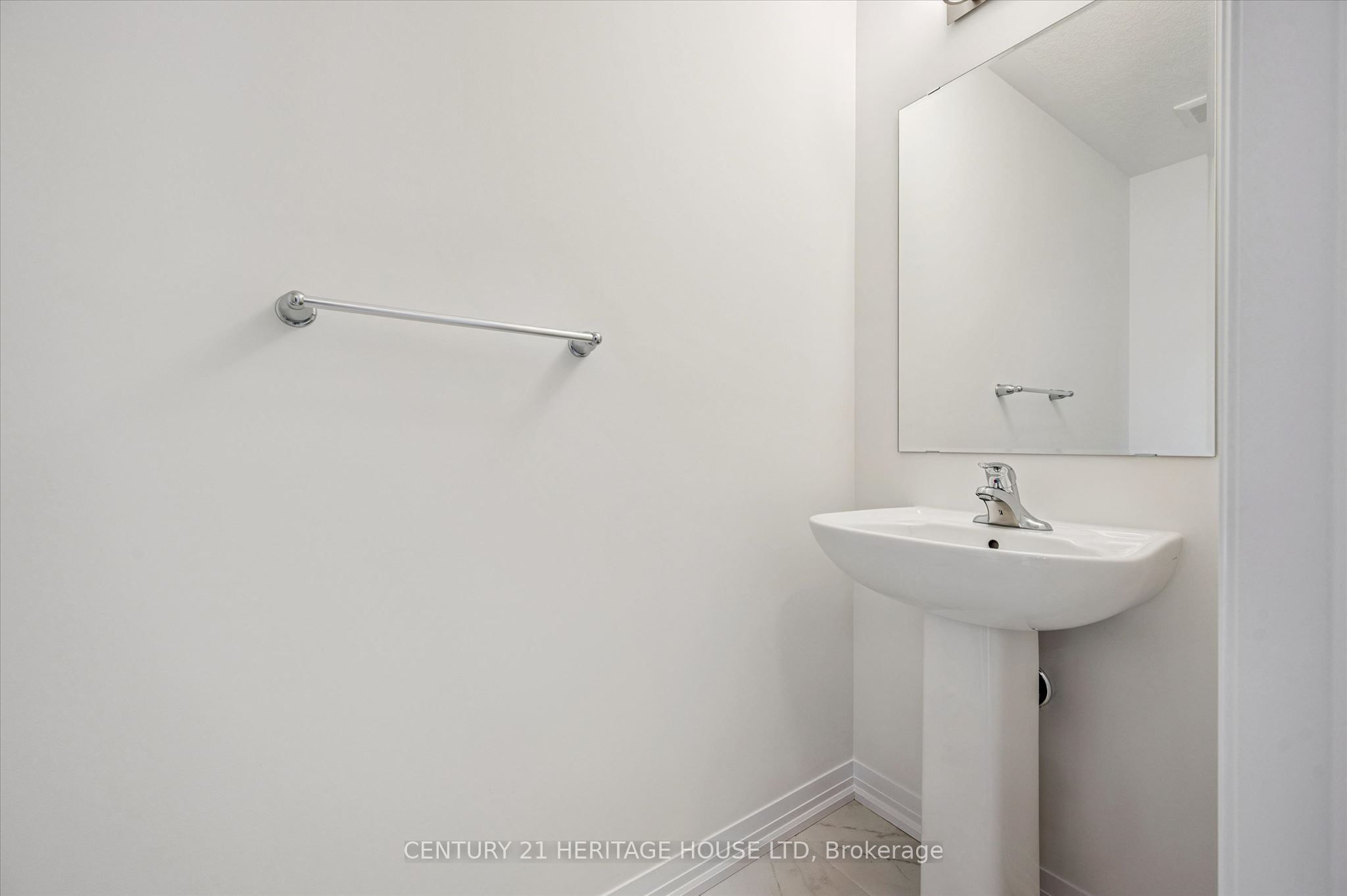 525 Erinbrook Drive C052 Property Photo 10