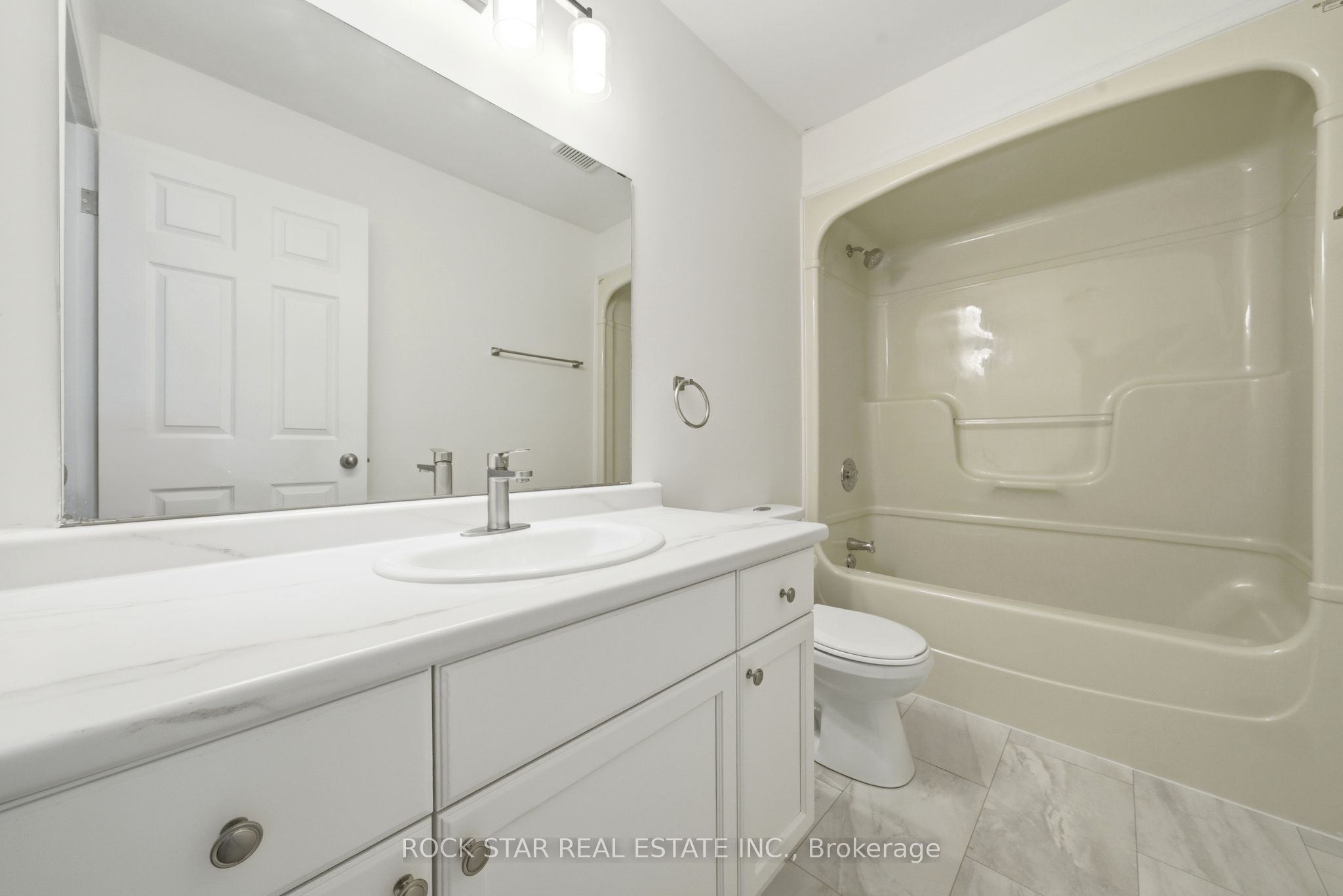 180 Lawrence Lane Property Photo 31
