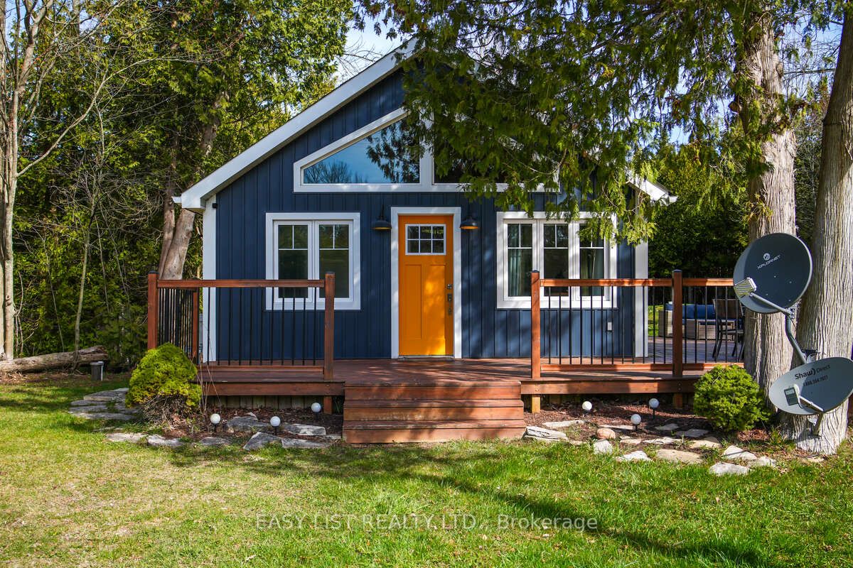 858 Howdenvale Road Property Photo 3
