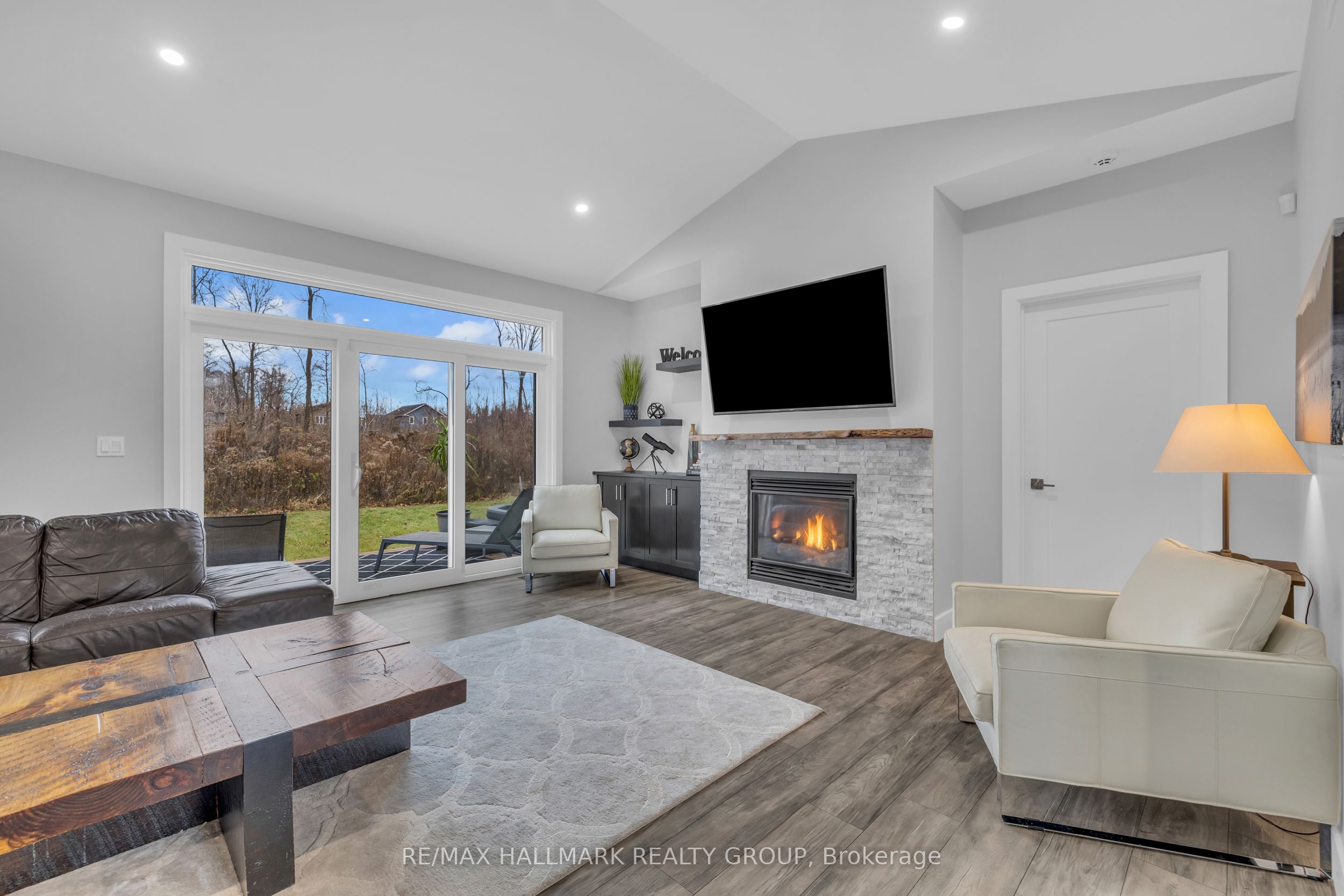 1077 Shearer Drive Property Photo 7