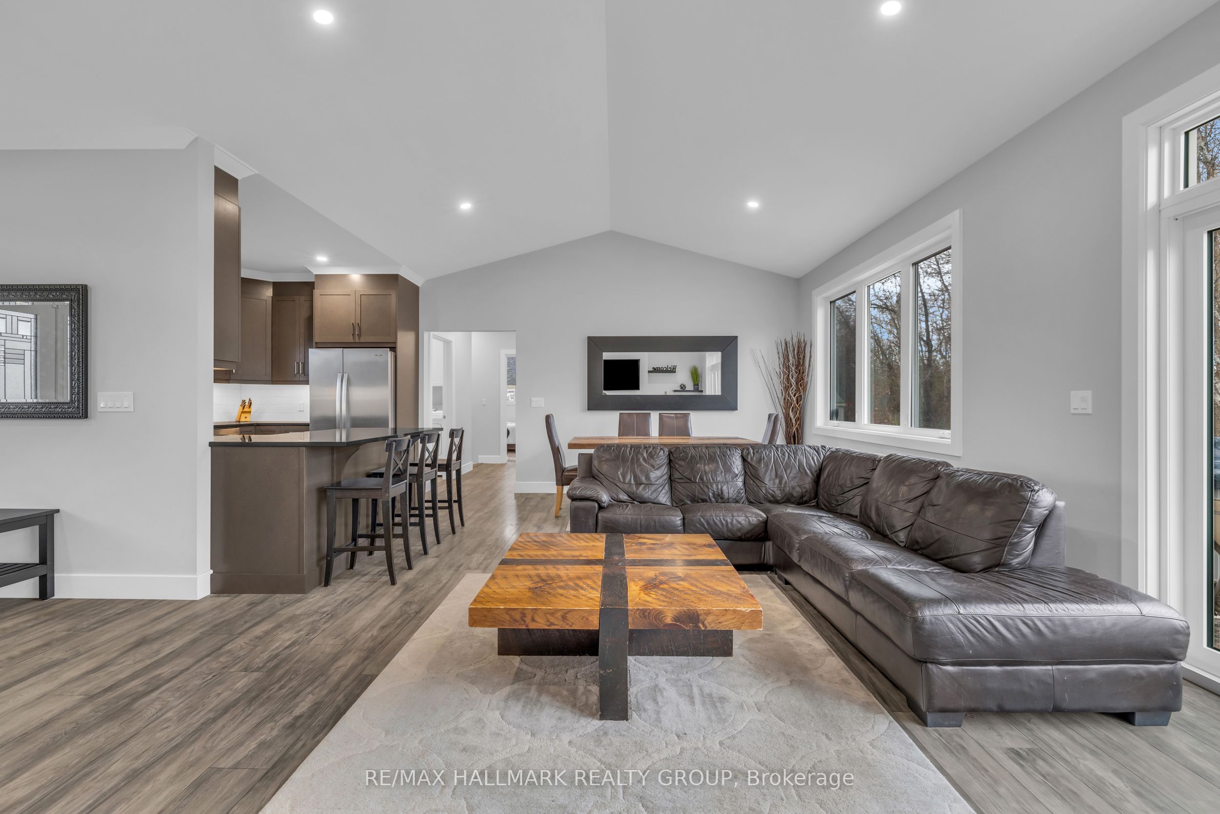 1077 Shearer Drive Property Photo 10