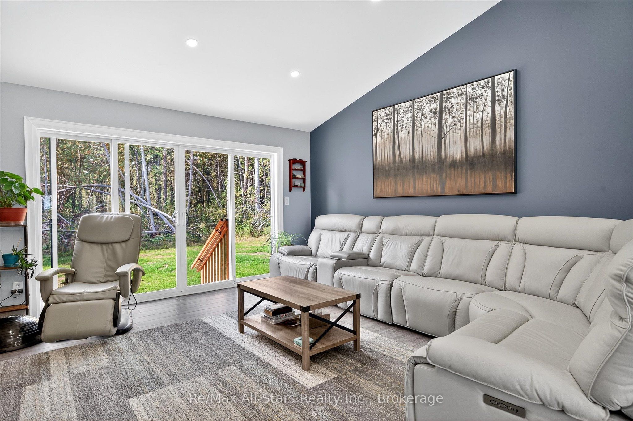 9 Lytle Lane Property Photo 16