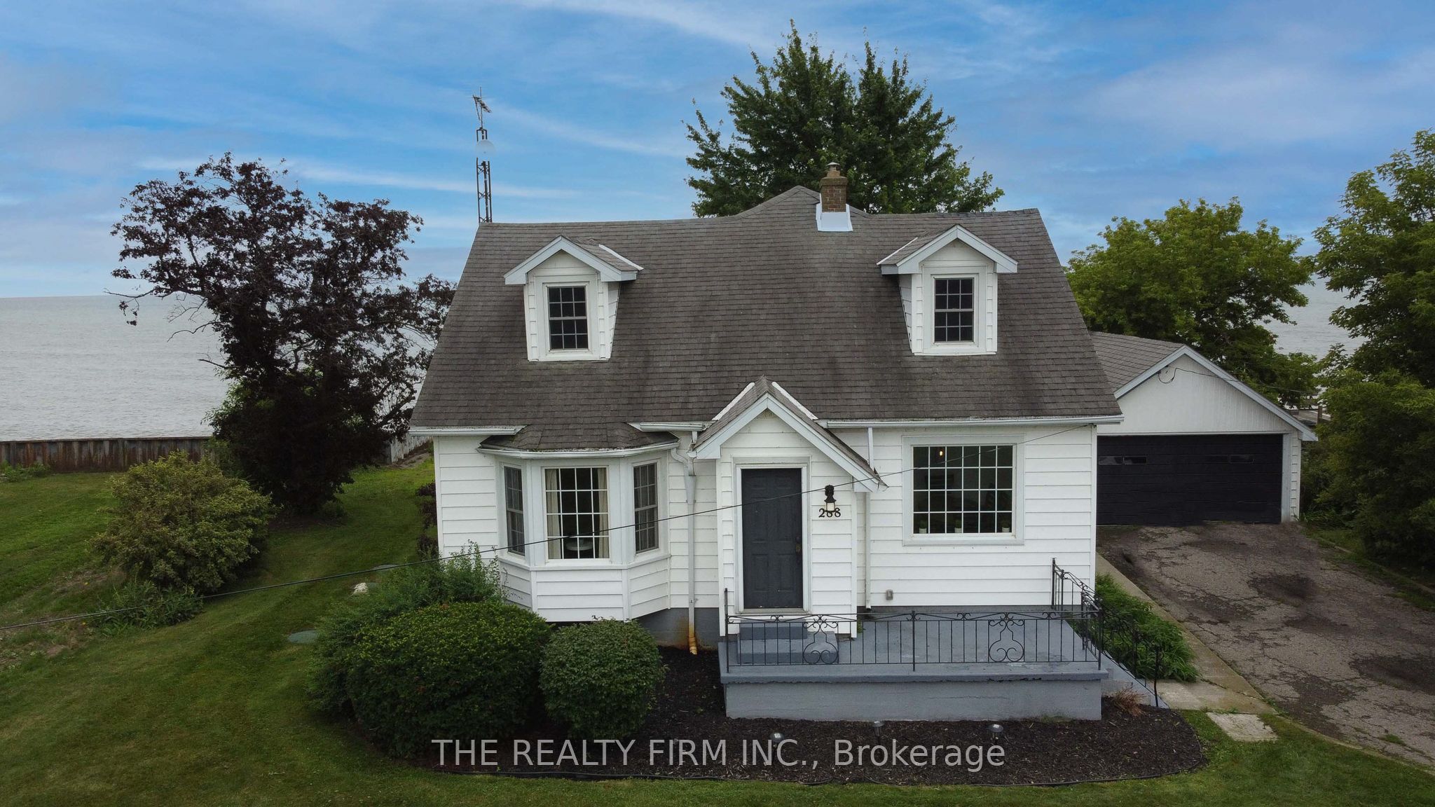 18378 Erie Shore Drive Property Photo 1