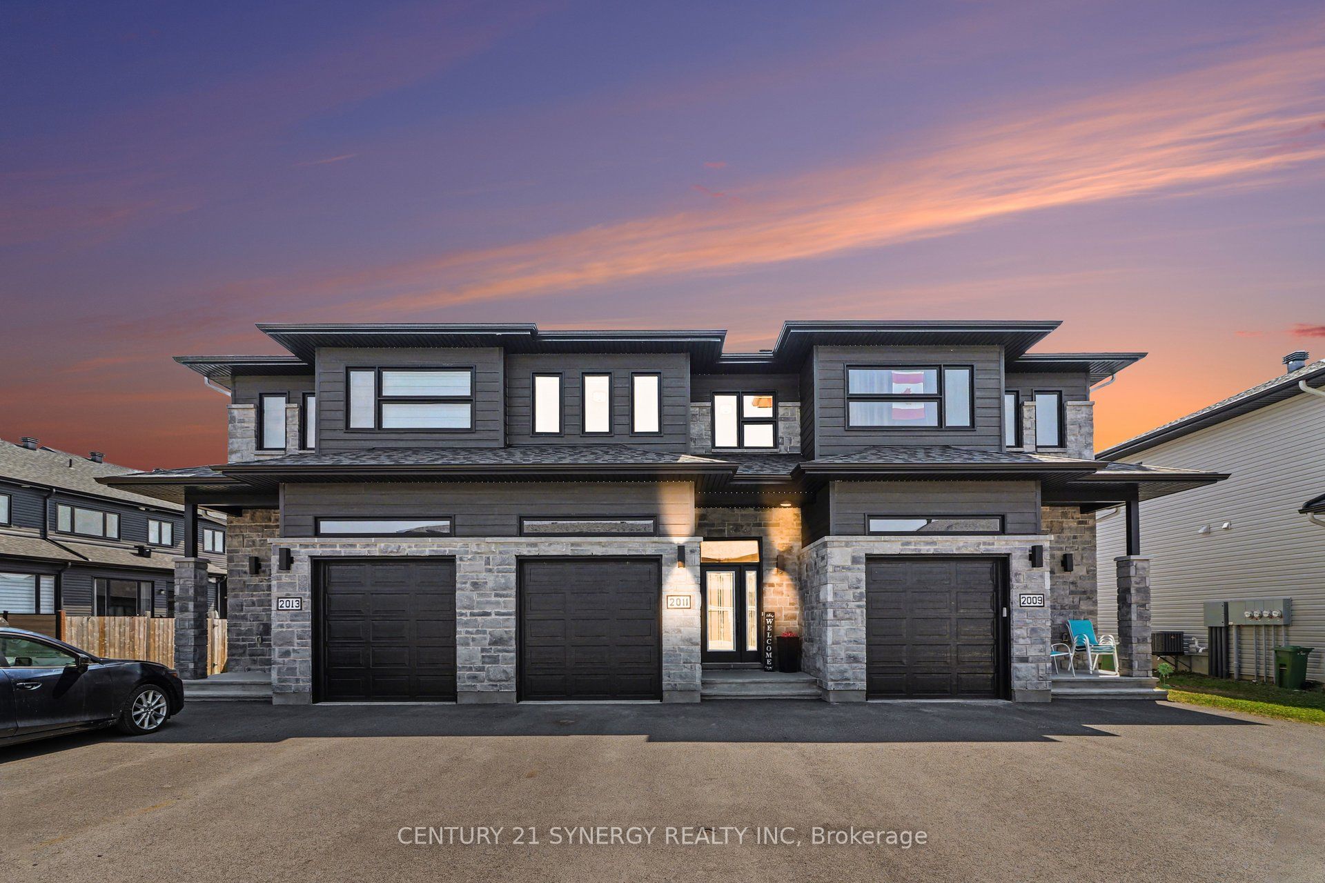 2011 Berne Street Property Photo 1