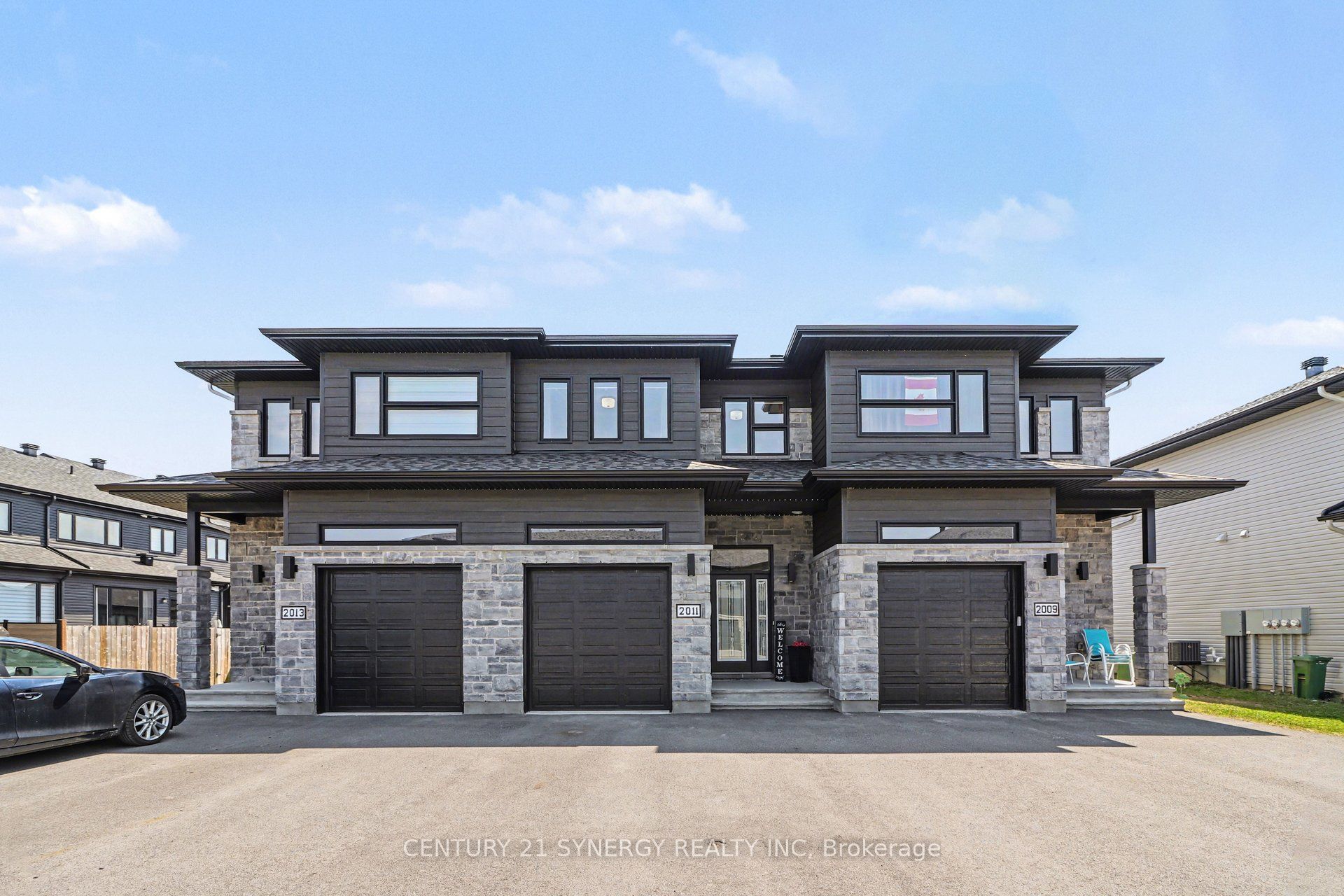 2011 Berne Street Property Photo 2