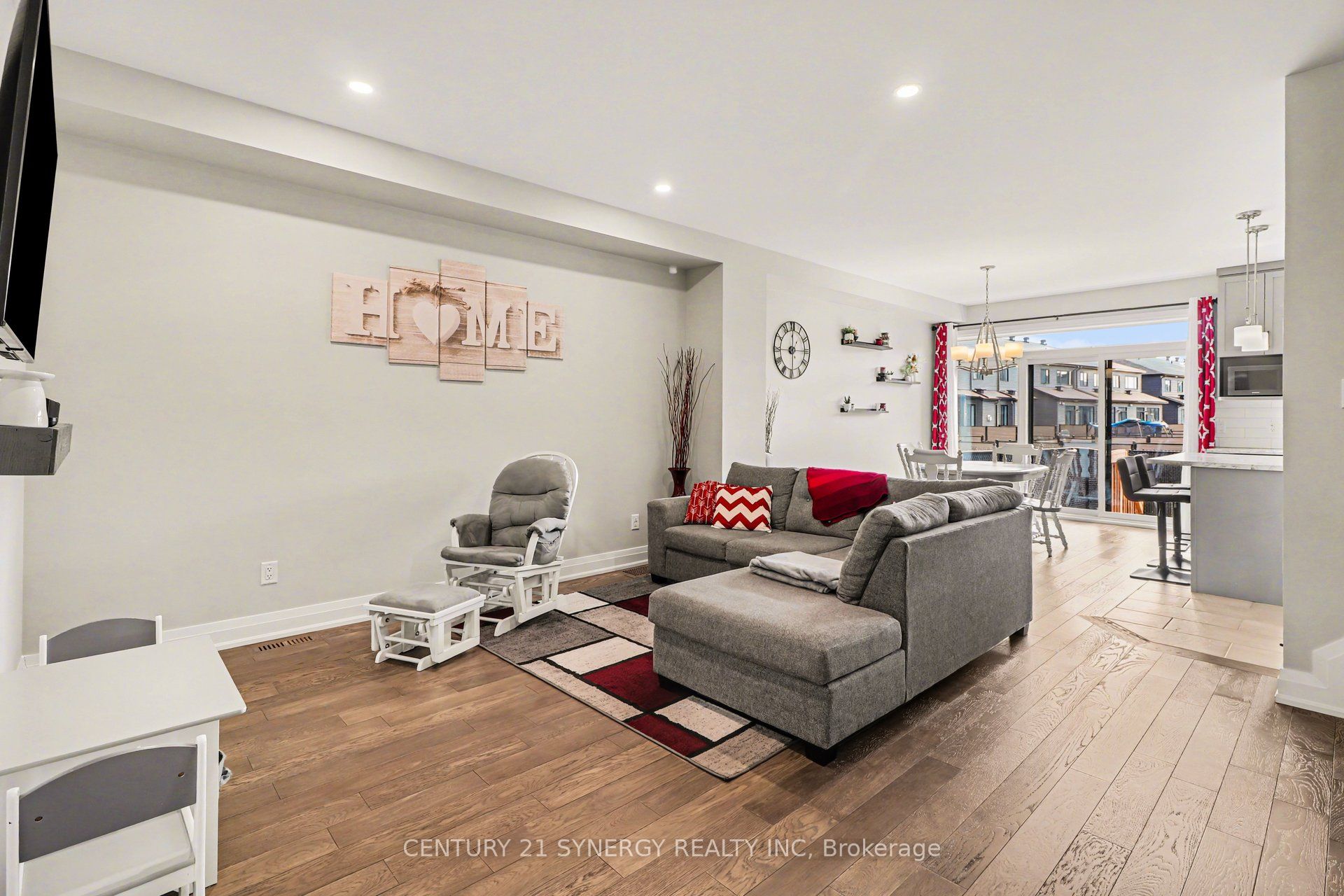 2011 Berne Street Property Photo 8