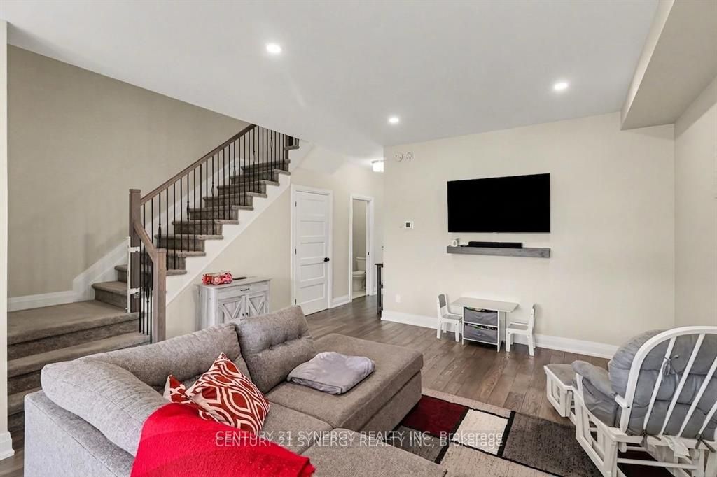 2011 Berne Street Property Photo 10