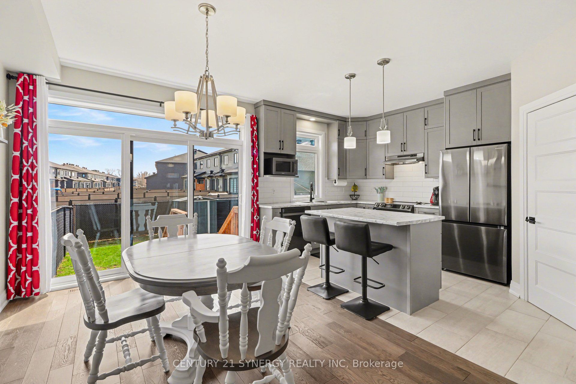 2011 Berne Street Property Photo 14