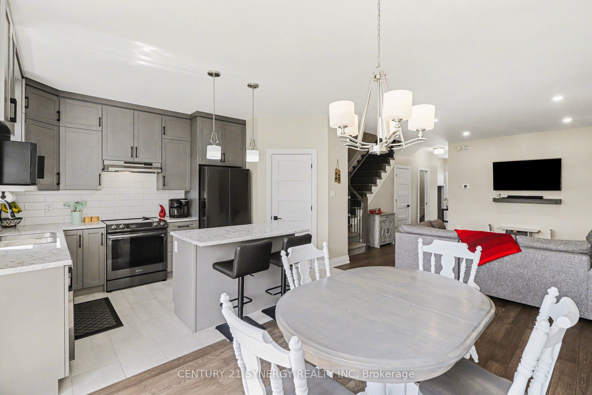 2011 Berne Street Property Photo 15