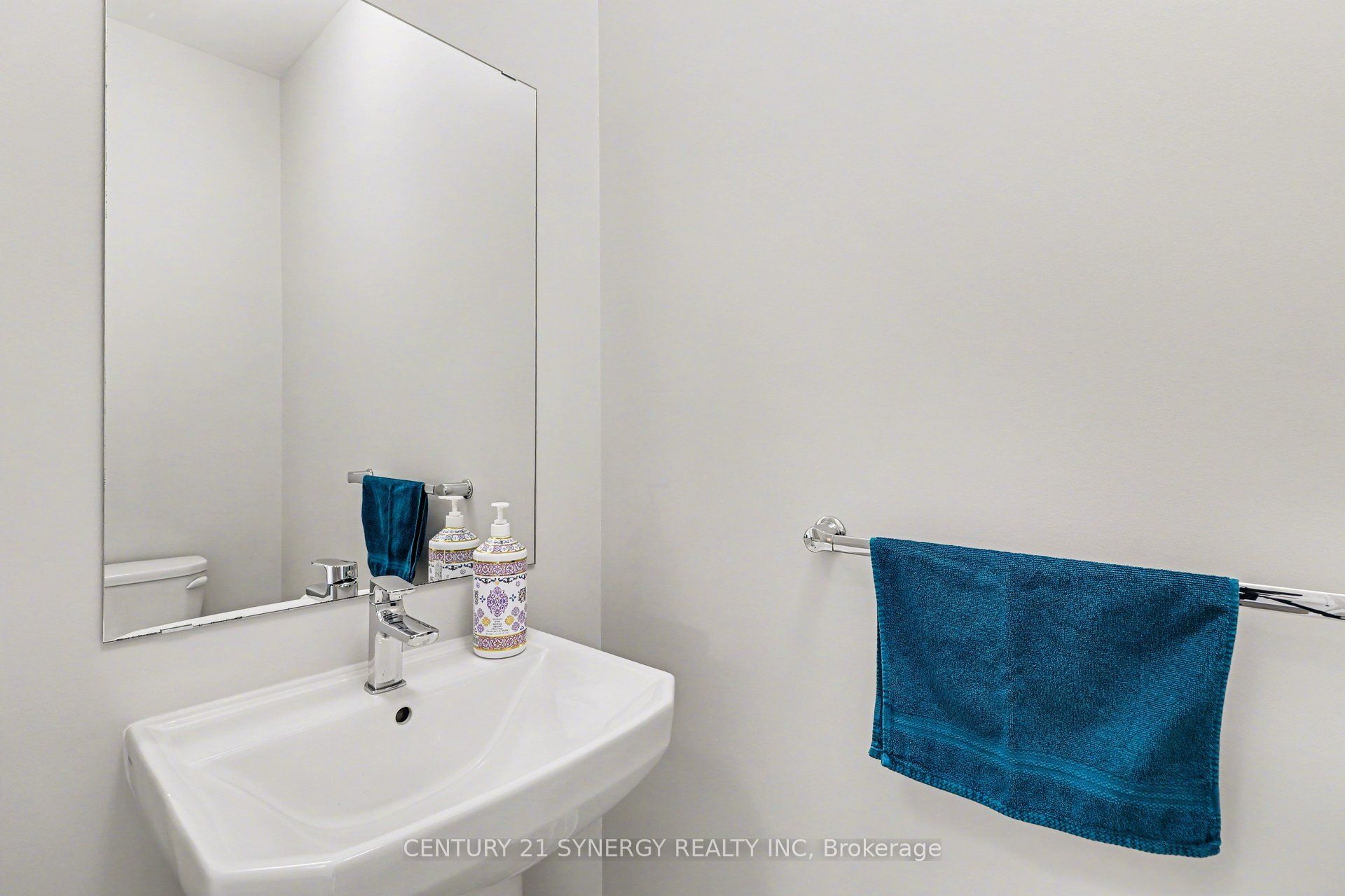 2011 Berne Street Property Photo 16