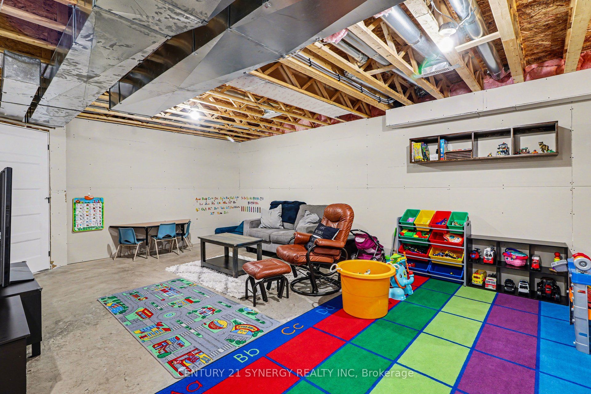 2011 Berne Street Property Photo 28