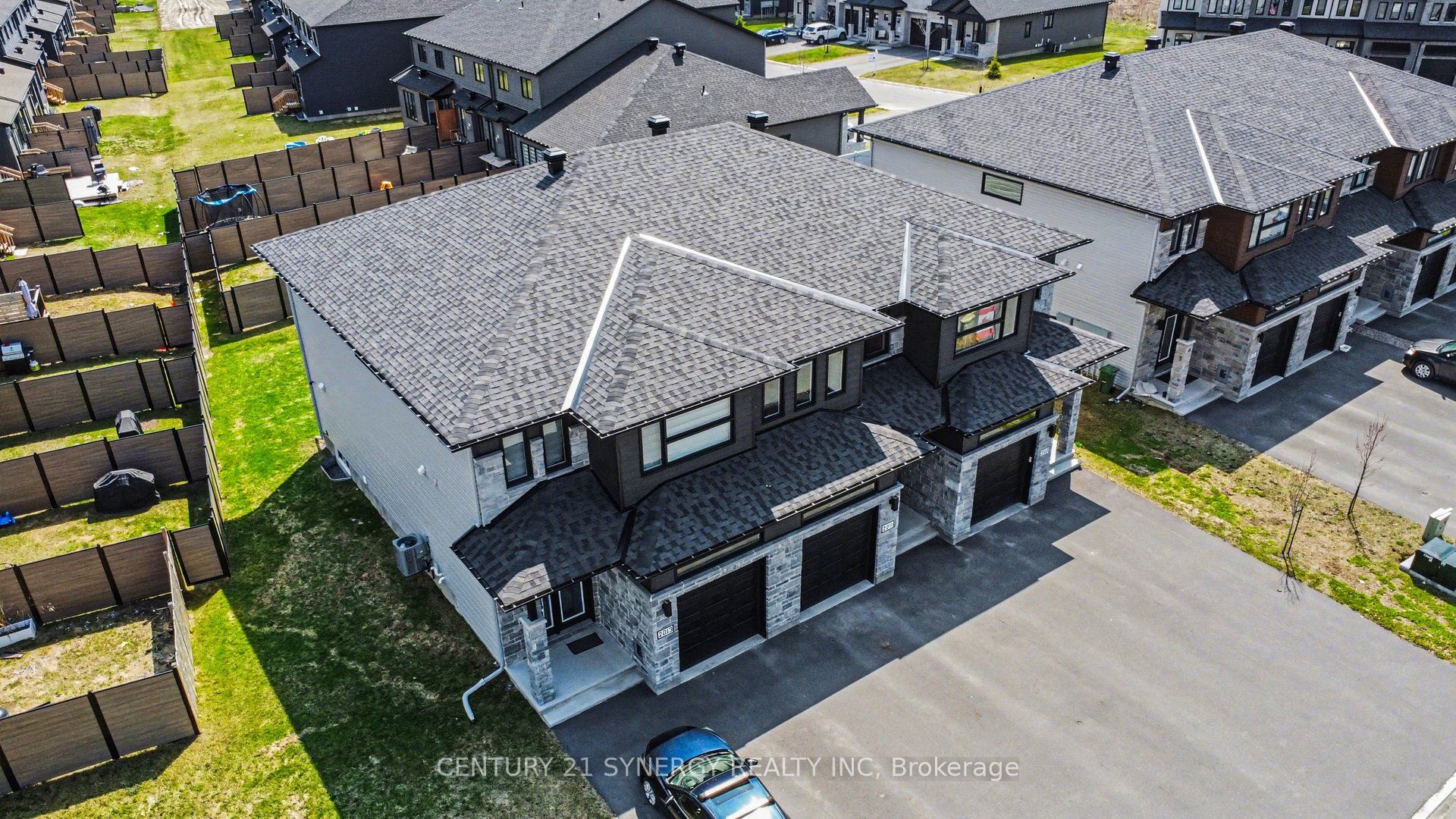 2011 Berne Street Property Photo 37