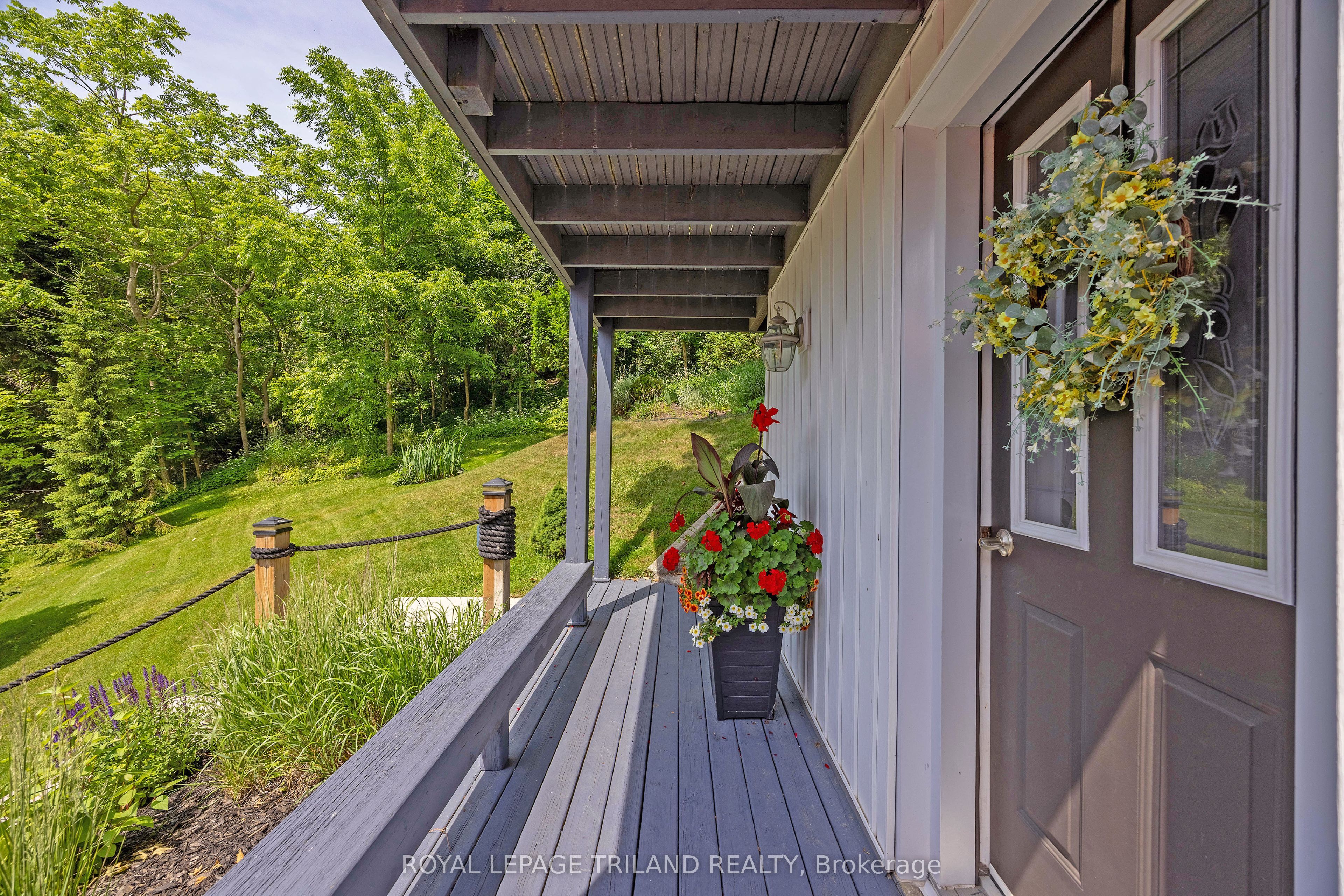 485 Valley Street Property Photo 15