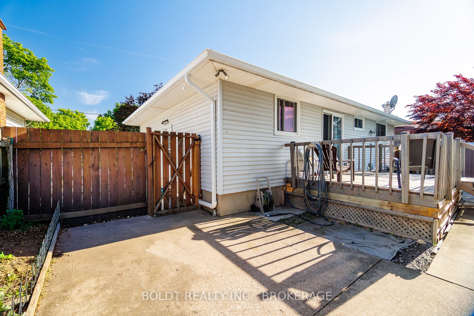 53 Huntley Crescent Property Photo 22