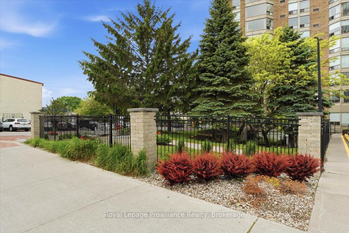 350 Front Street 504 Property Photo 27