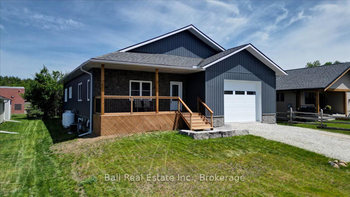 9 Williams Drive Property Photo 1